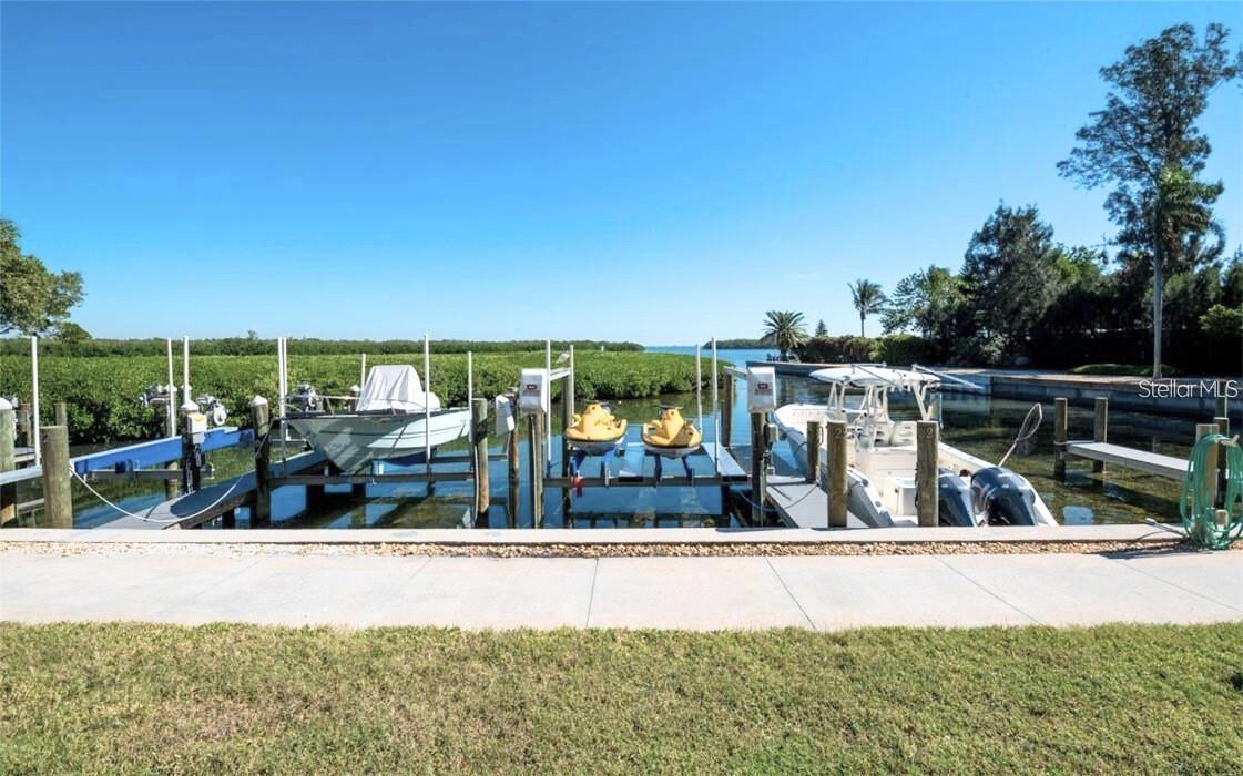 4976 GULF OF MEXICO DR #Villa 18, LONGBOAT KEY, FL, 34228