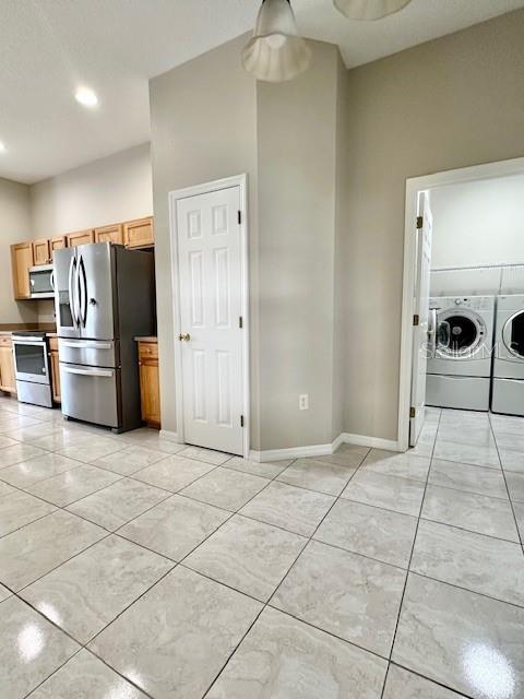 6216 ALAMANDA HILLS BLVD, LAKELAND, FL, 33813