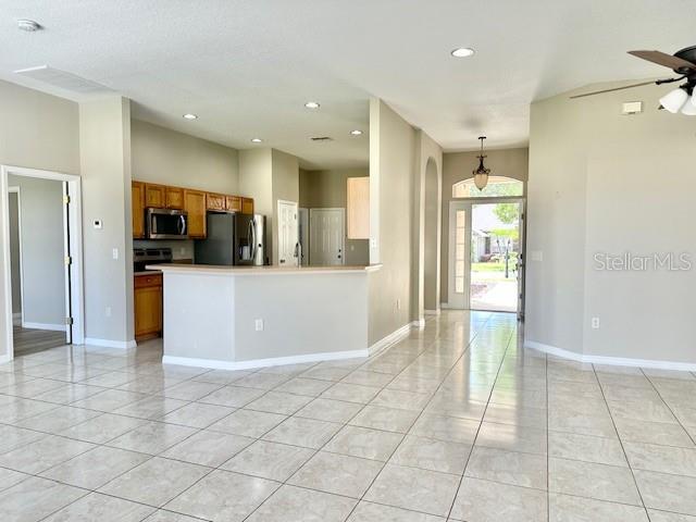 6216 ALAMANDA HILLS BLVD, LAKELAND, FL, 33813