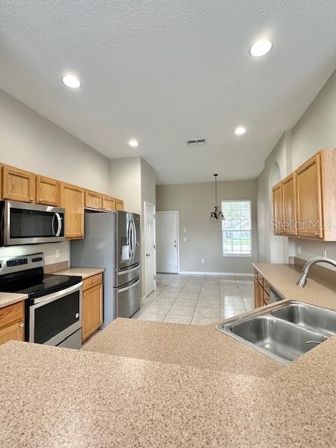 6216 ALAMANDA HILLS BLVD, LAKELAND, FL, 33813