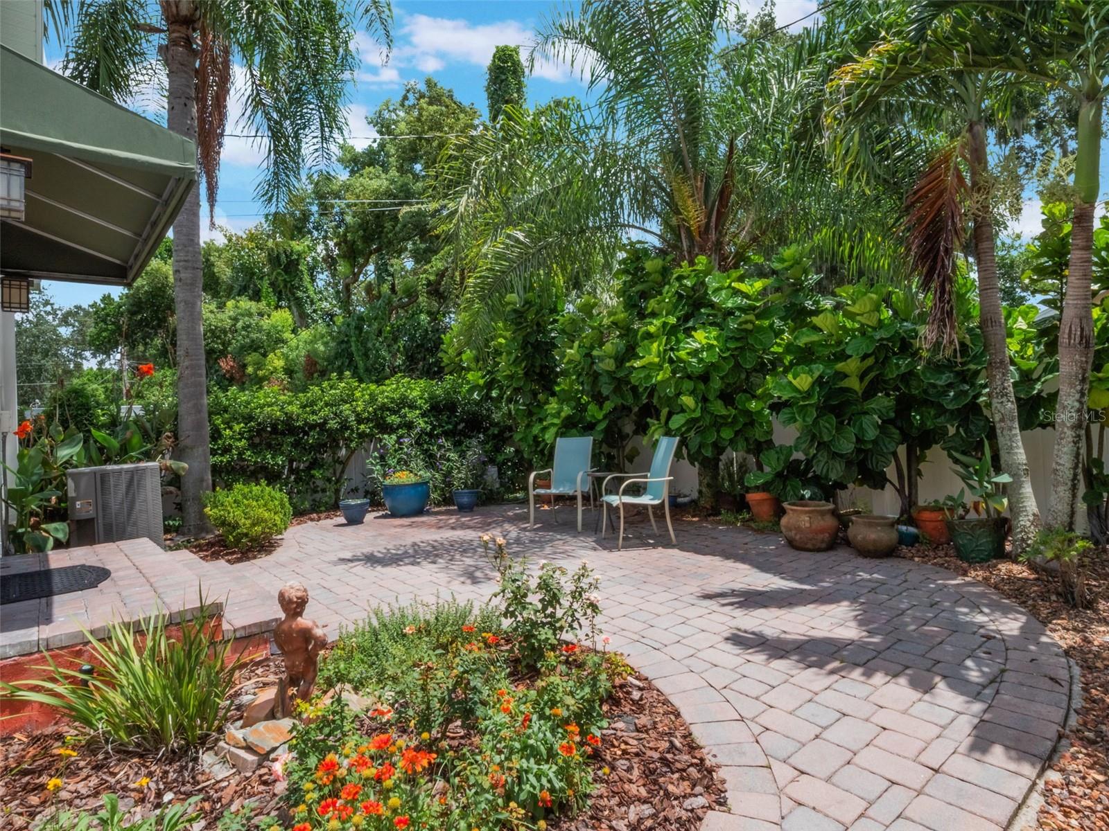 38 E YALE ST, ORLANDO, FL, 32804