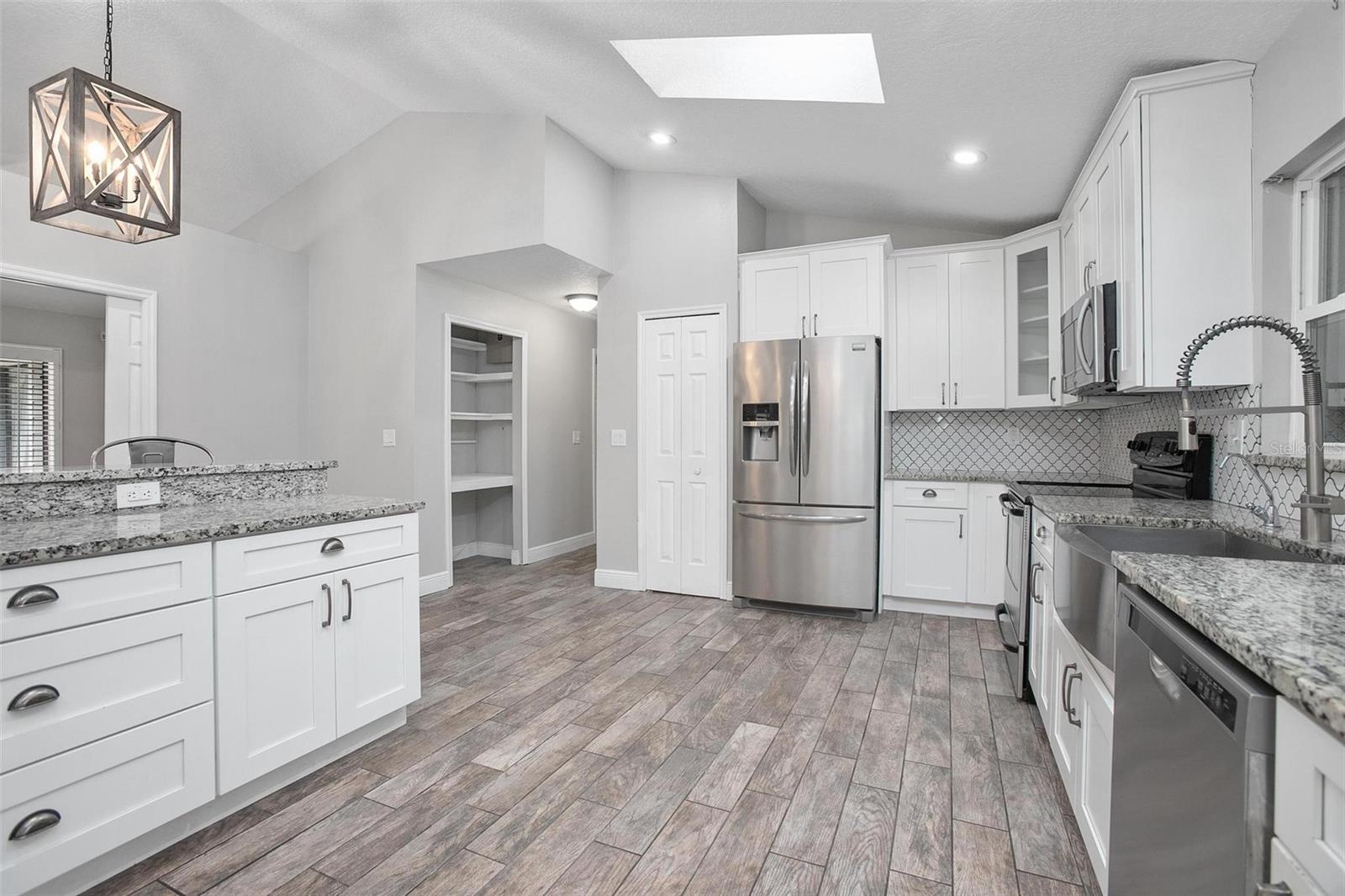 679 N ENDEAVOUR DR, WINTER SPRINGS, FL, 32708