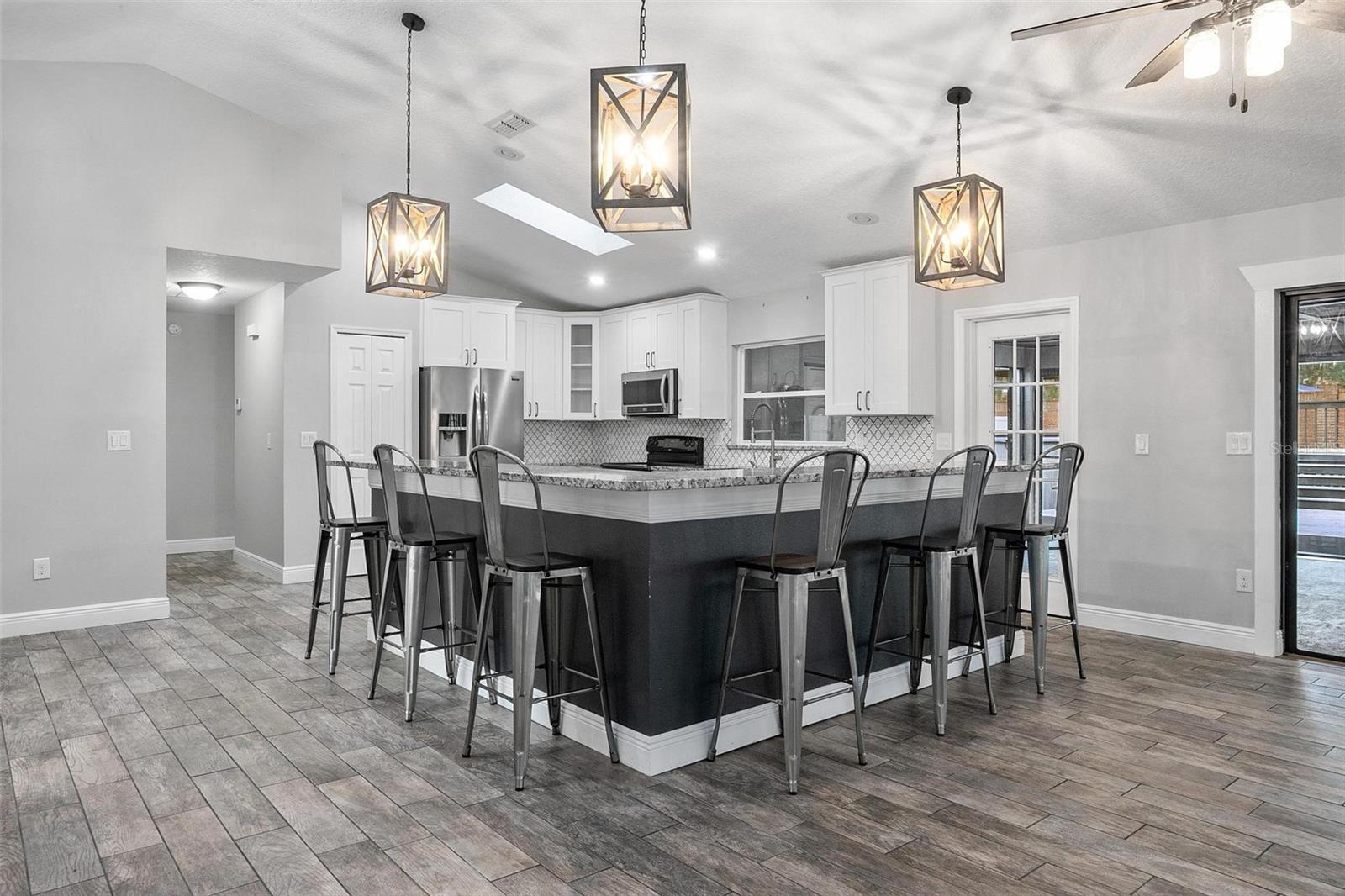 679 N ENDEAVOUR DR, WINTER SPRINGS, FL, 32708