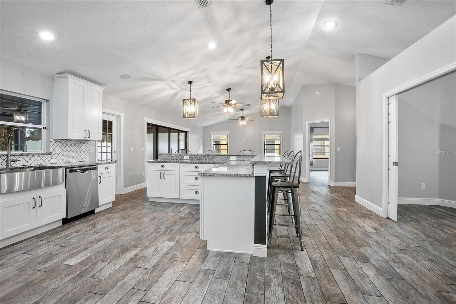 679 N ENDEAVOUR DR, WINTER SPRINGS, FL, 32708