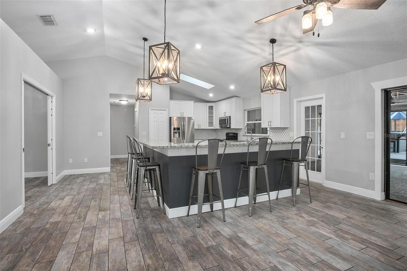 679 N ENDEAVOUR DR, WINTER SPRINGS, FL, 32708