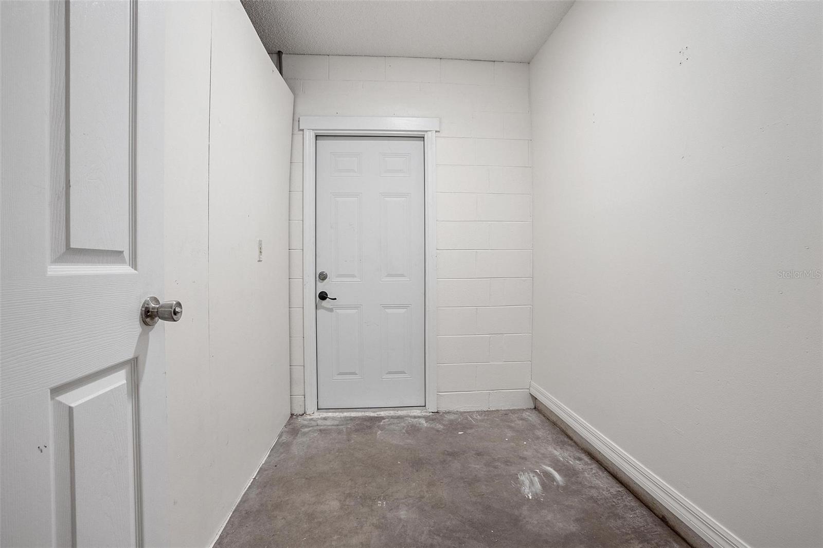 679 N ENDEAVOUR DR, WINTER SPRINGS, FL, 32708