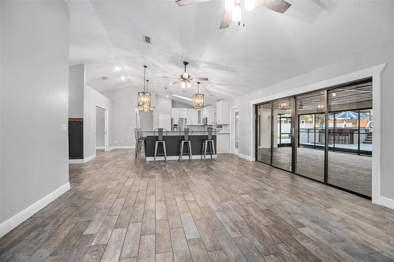 679 N ENDEAVOUR DR, WINTER SPRINGS, FL, 32708