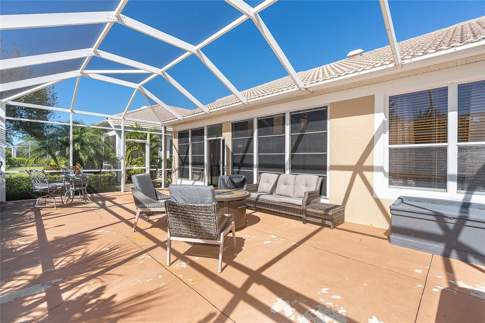 320 LANGHOLM DR, VENICE, FL, 34293