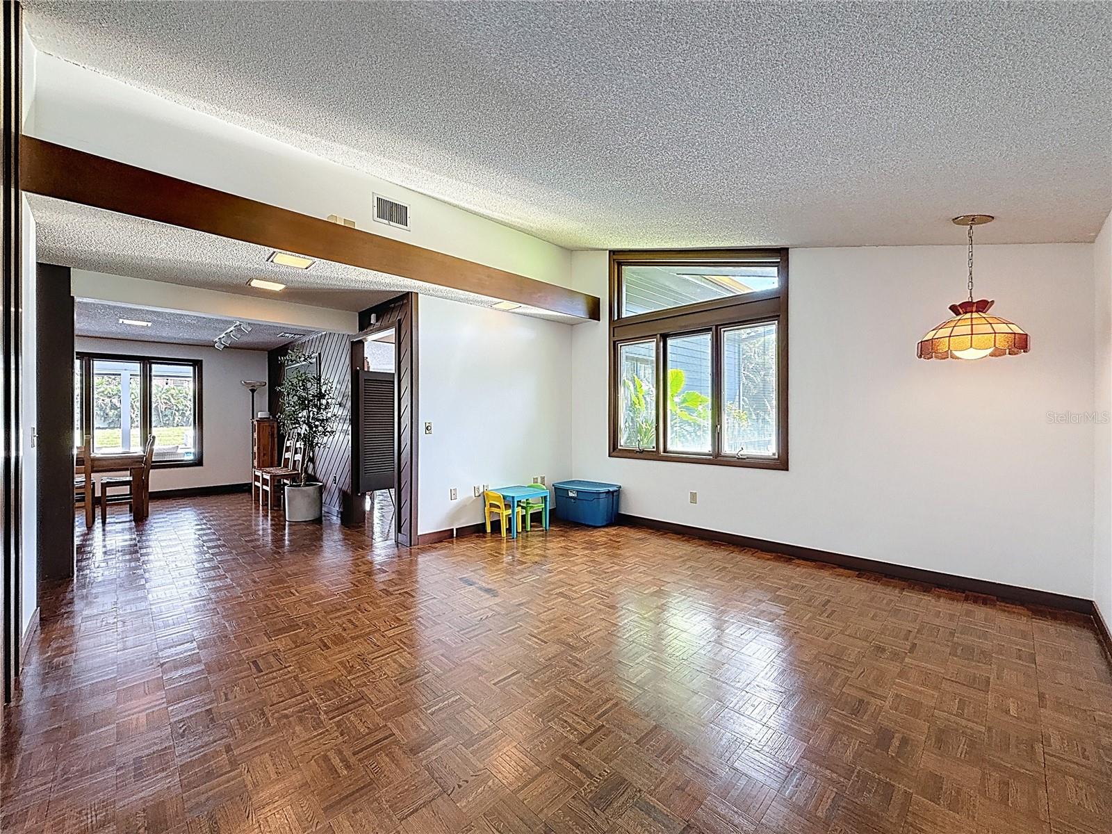 2270 RANCHETTE LN, DUNEDIN, FL, 34698