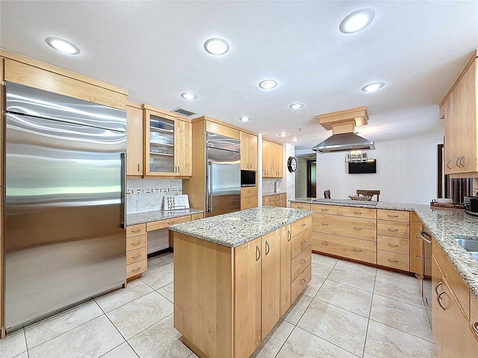 2270 RANCHETTE LN, DUNEDIN, FL, 34698