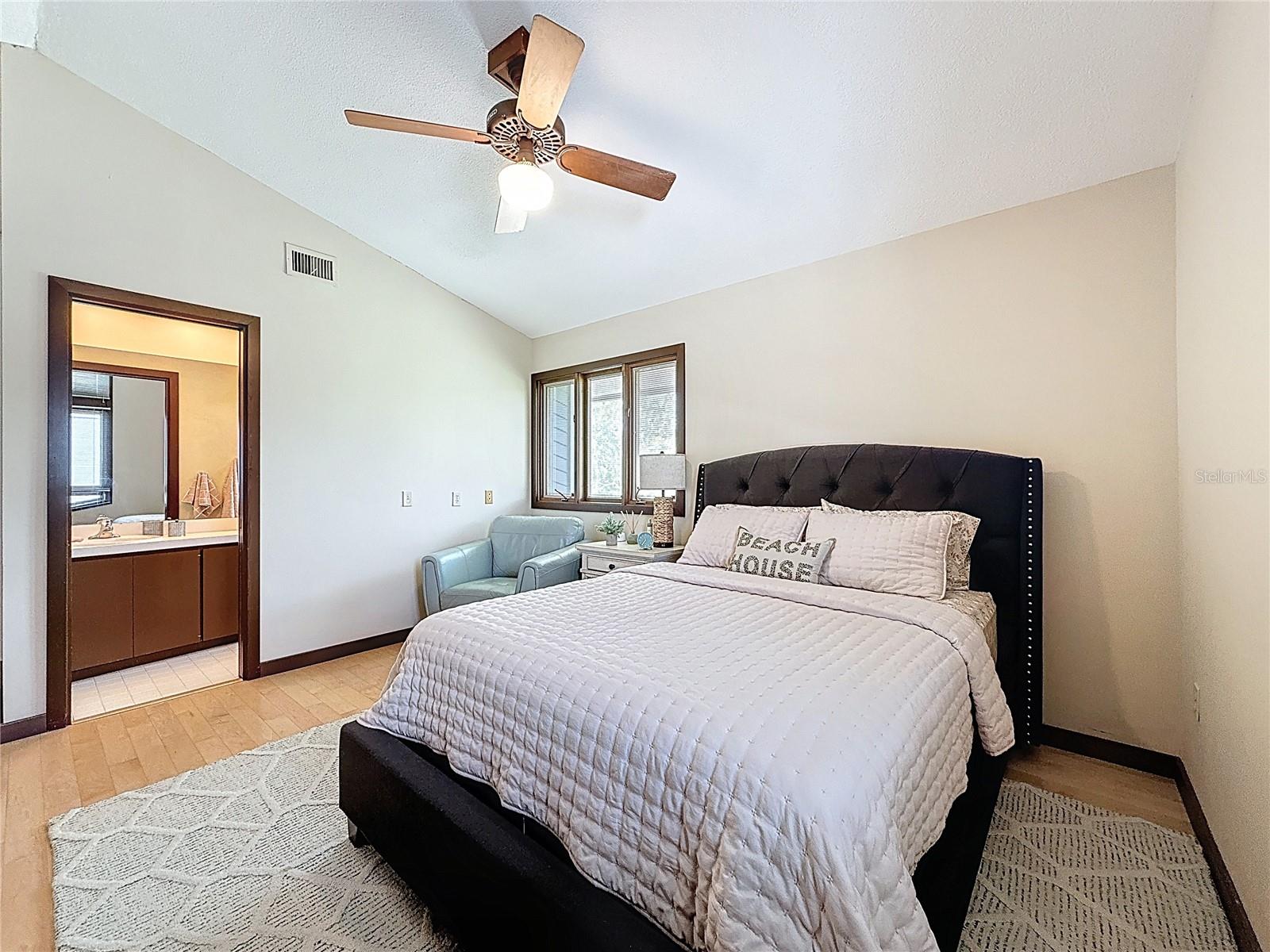 2270 RANCHETTE LN, DUNEDIN, FL, 34698