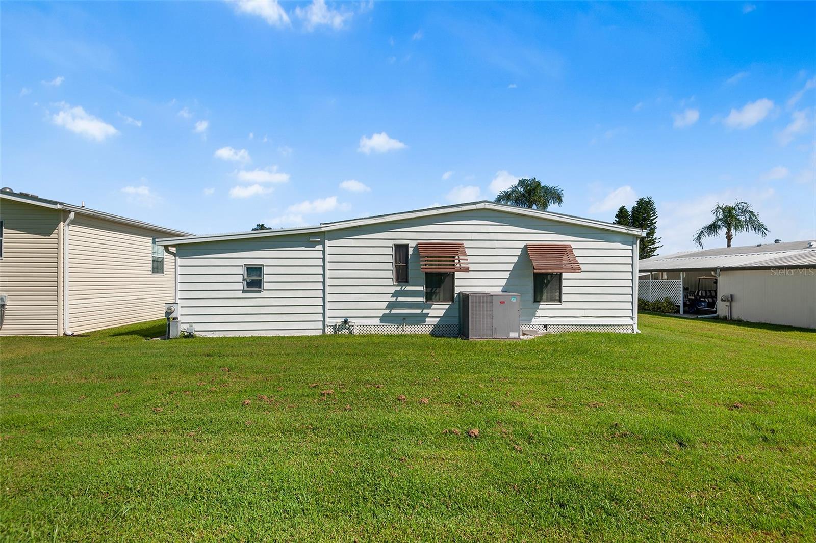 P4936301 Property Photo