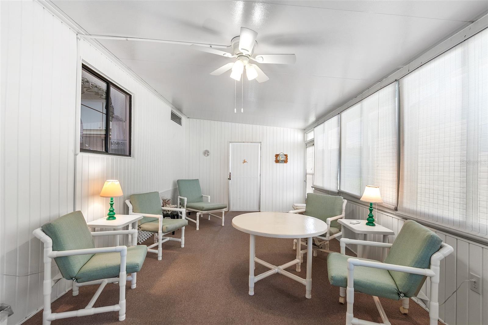 P4936301 Property Photo