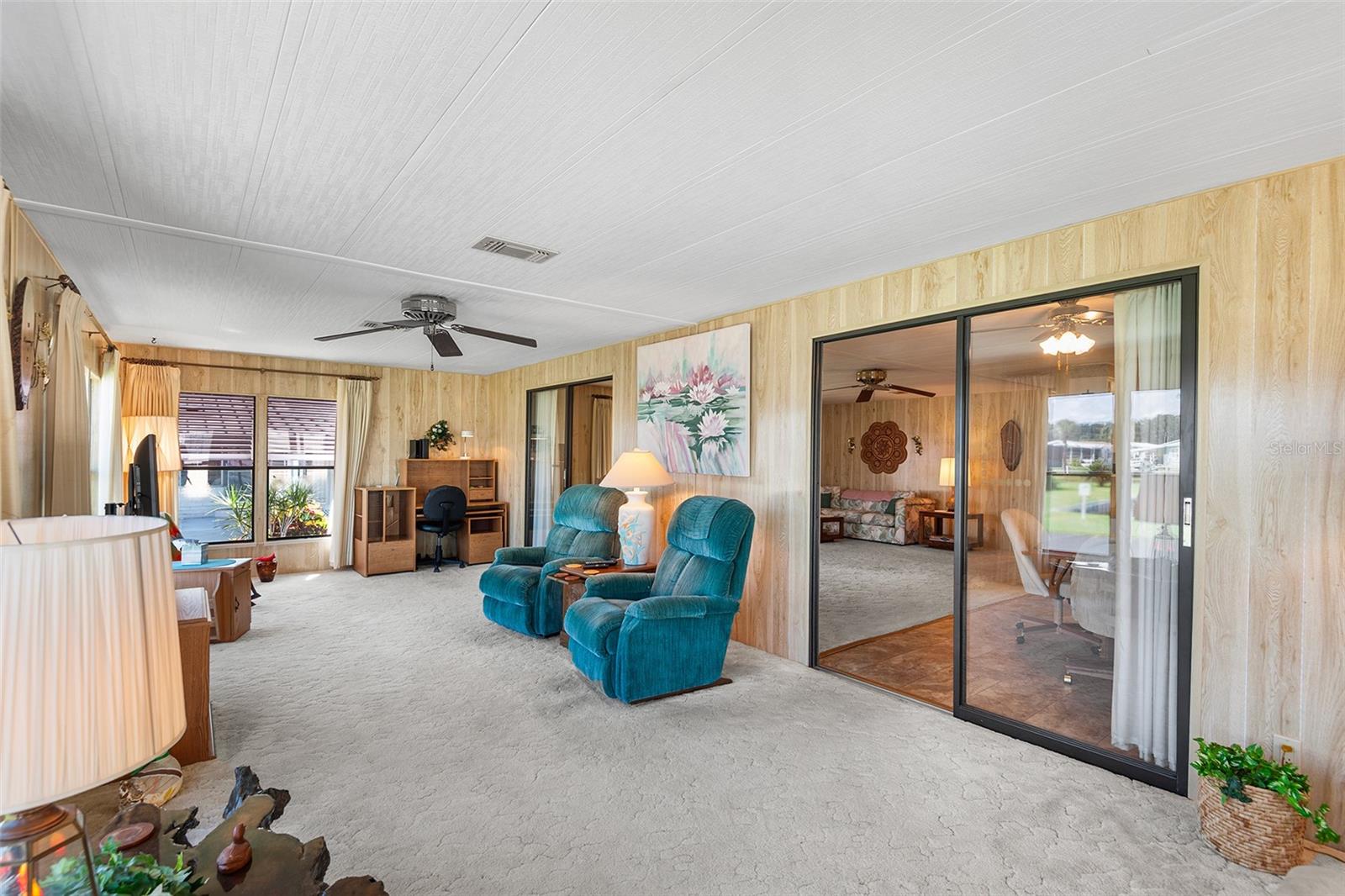 P4936301 Property Photo