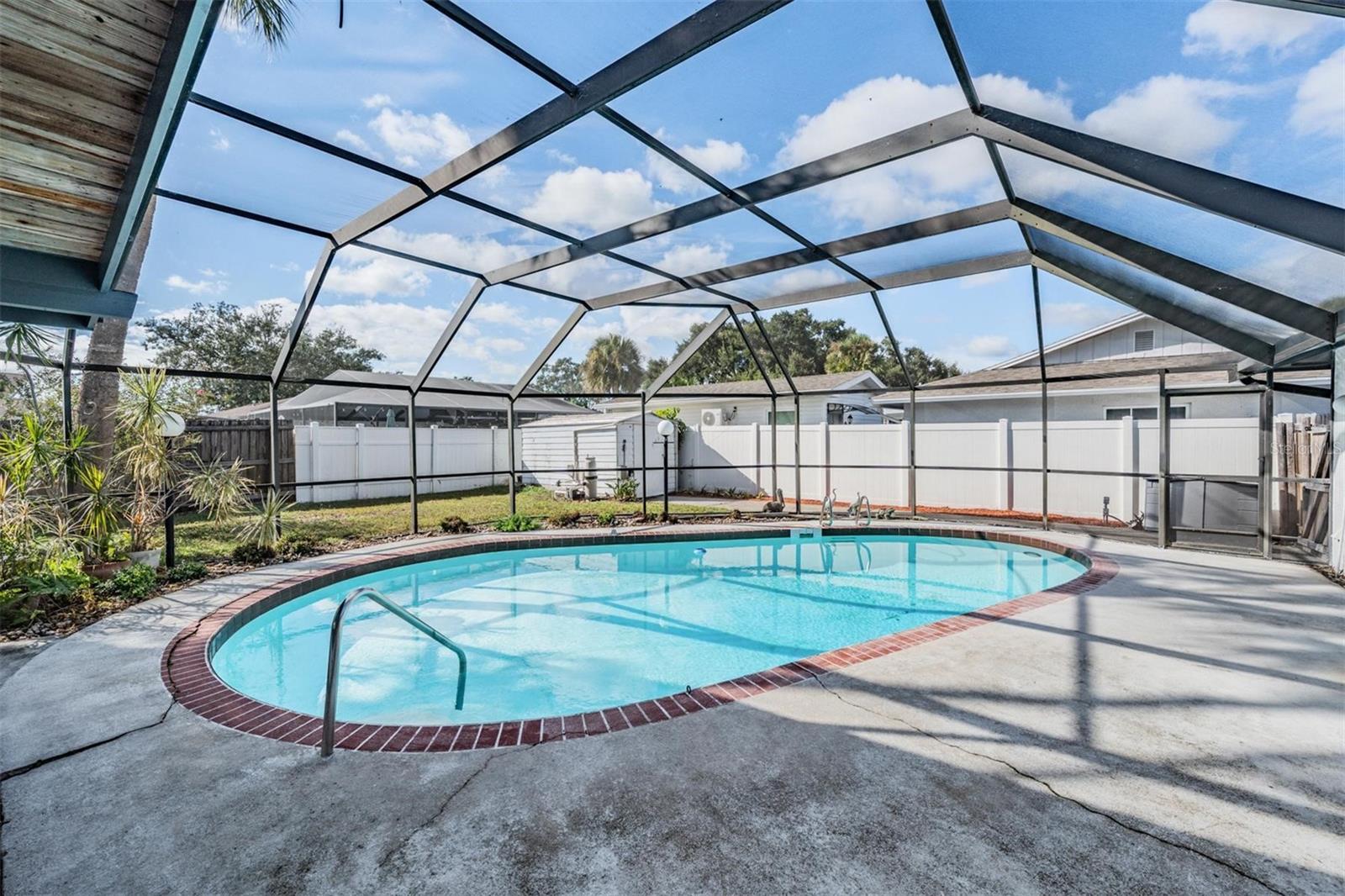 6816 DOVER CT, TAMPA, FL, 33634