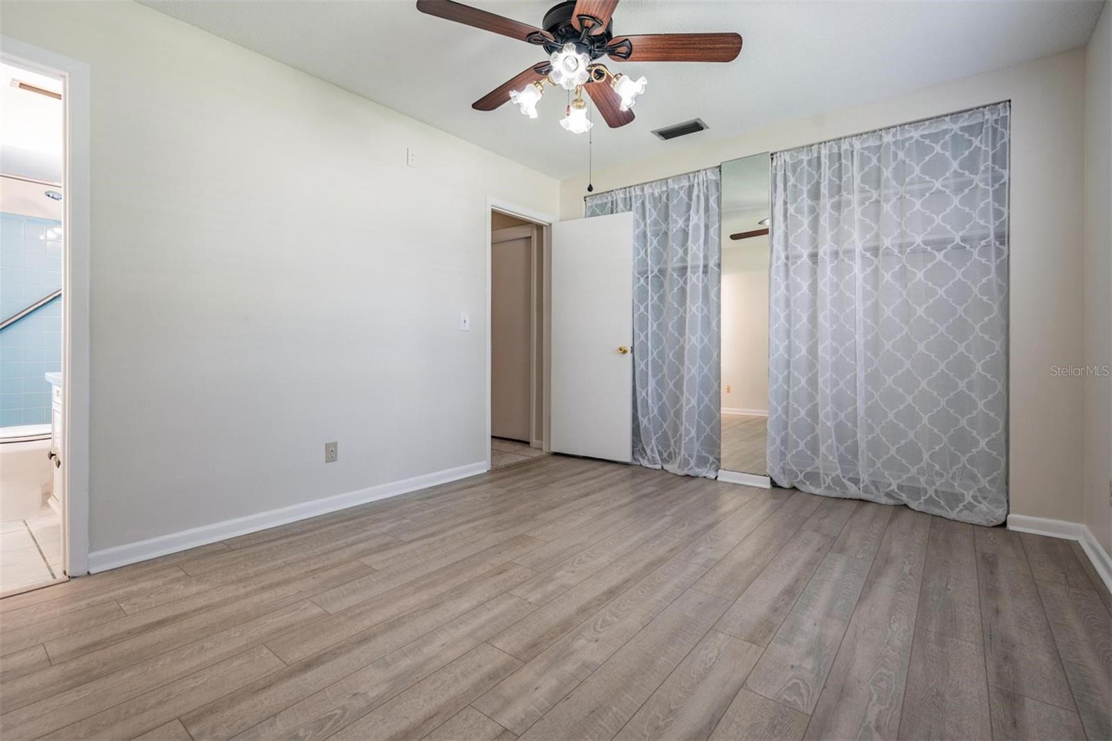 6816 DOVER CT, TAMPA, FL, 33634