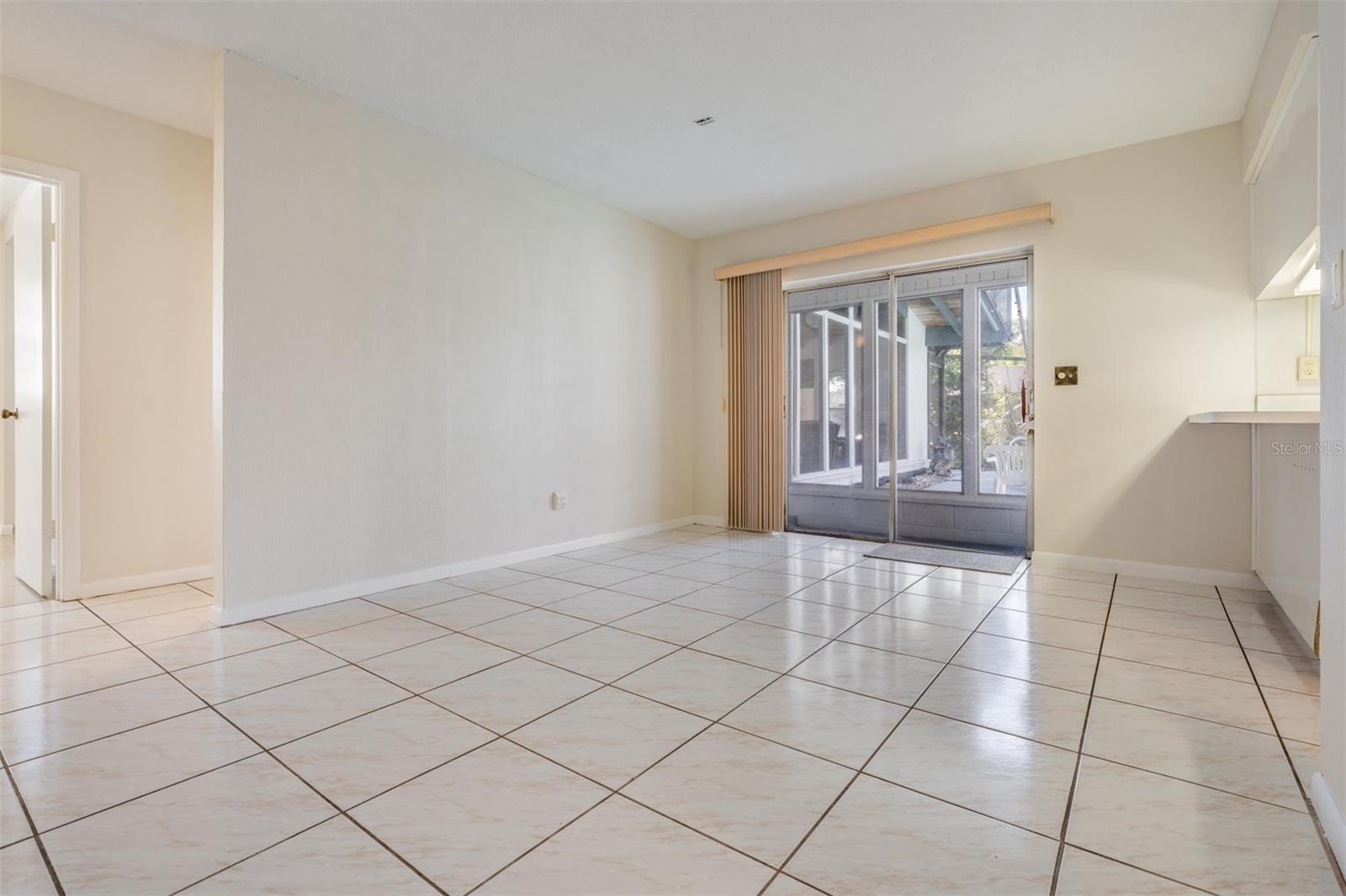 6816 DOVER CT, TAMPA, FL, 33634