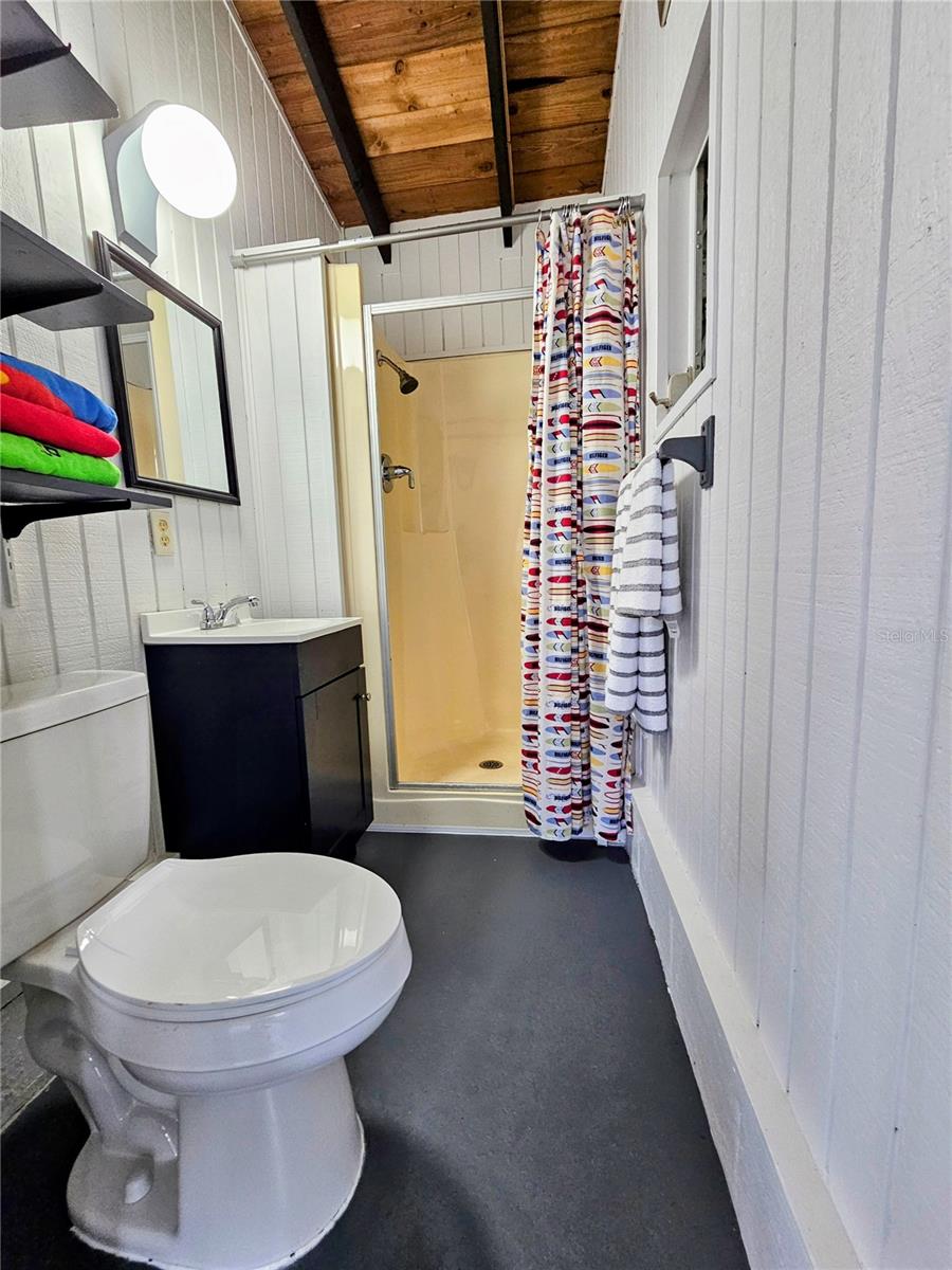 6816 DOVER CT, TAMPA, FL, 33634