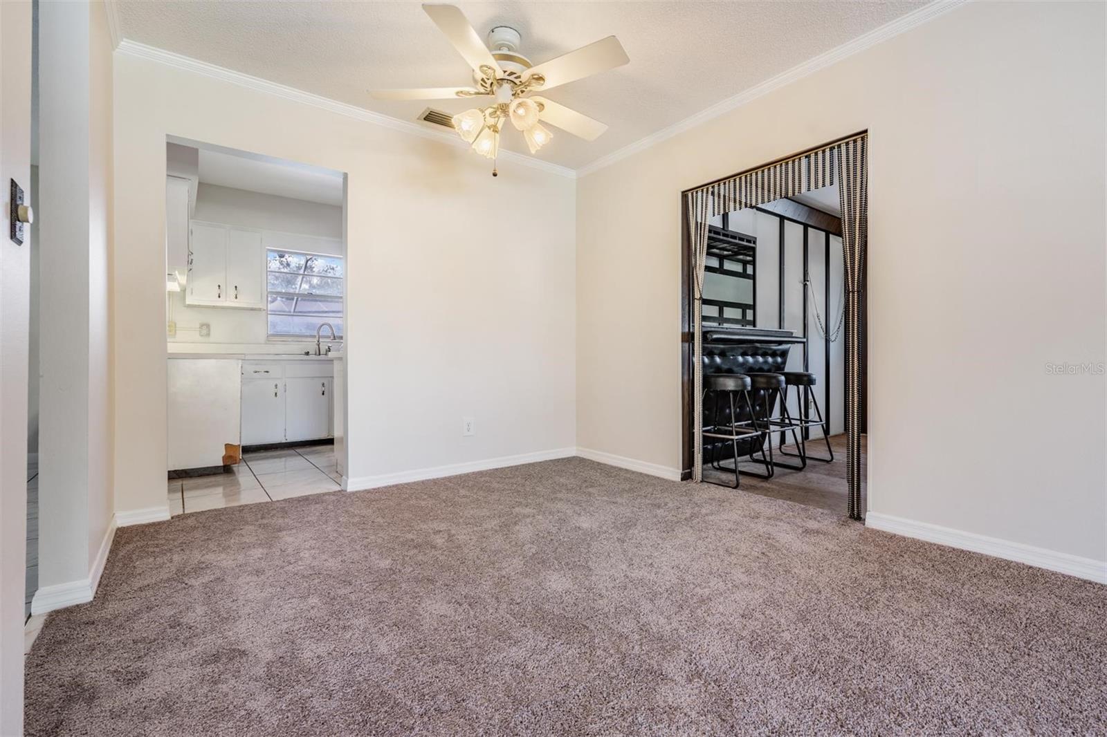 6816 DOVER CT, TAMPA, FL, 33634