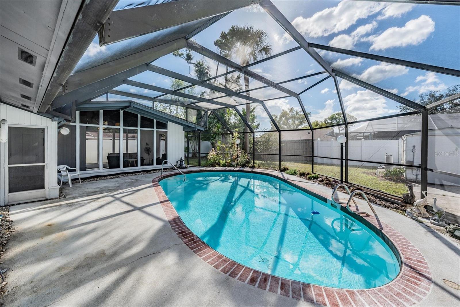 6816 DOVER CT, TAMPA, FL, 33634