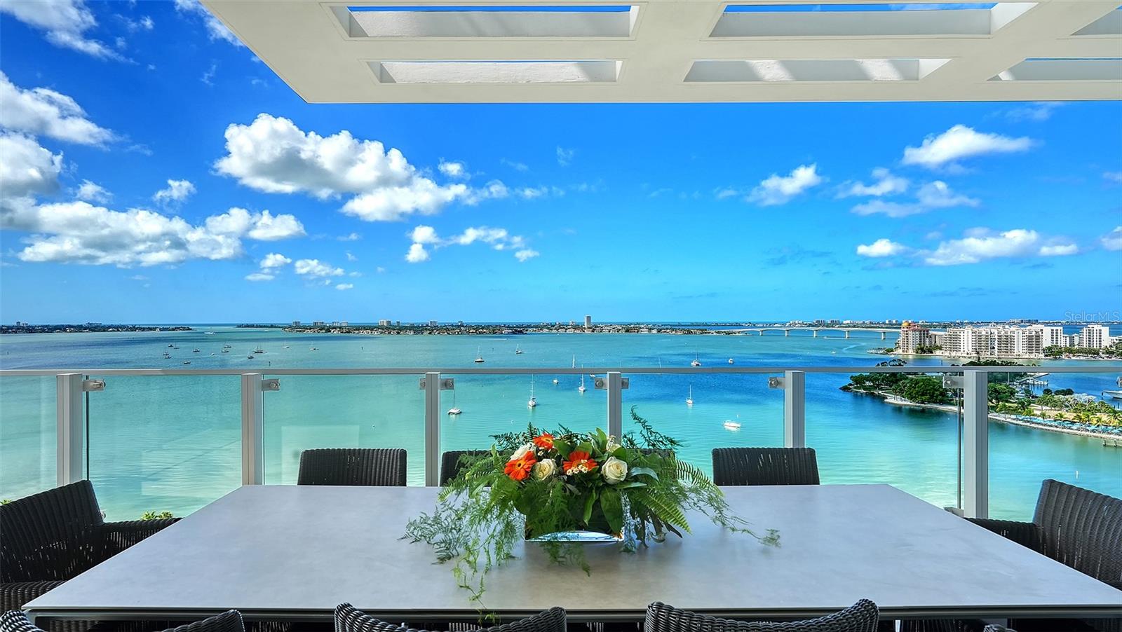 A4665044 Property Photo