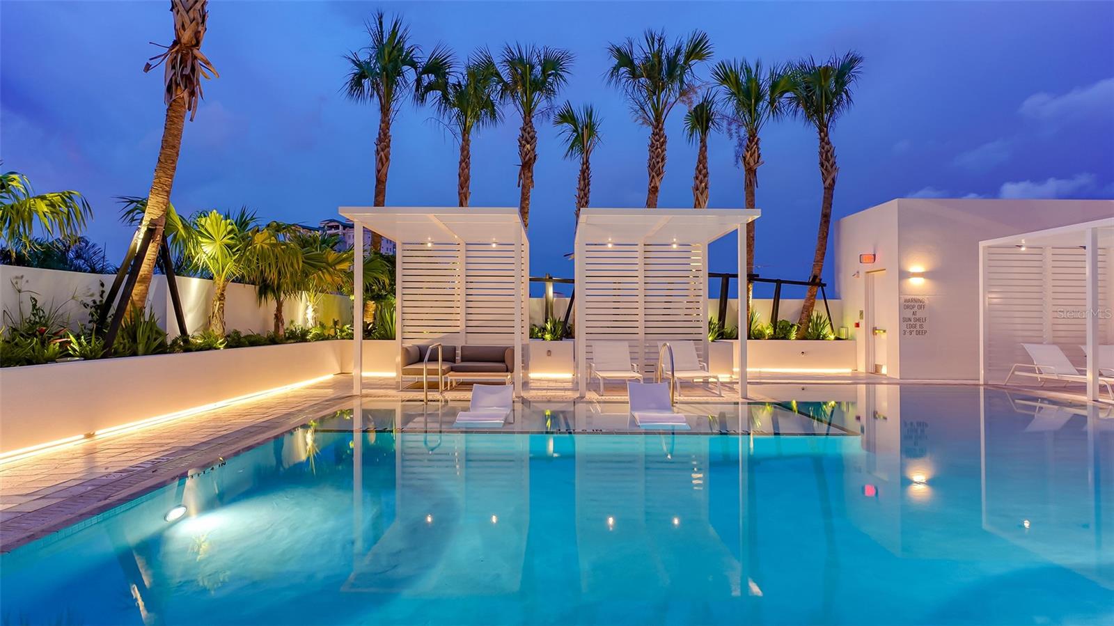 A4665044 Property Photo