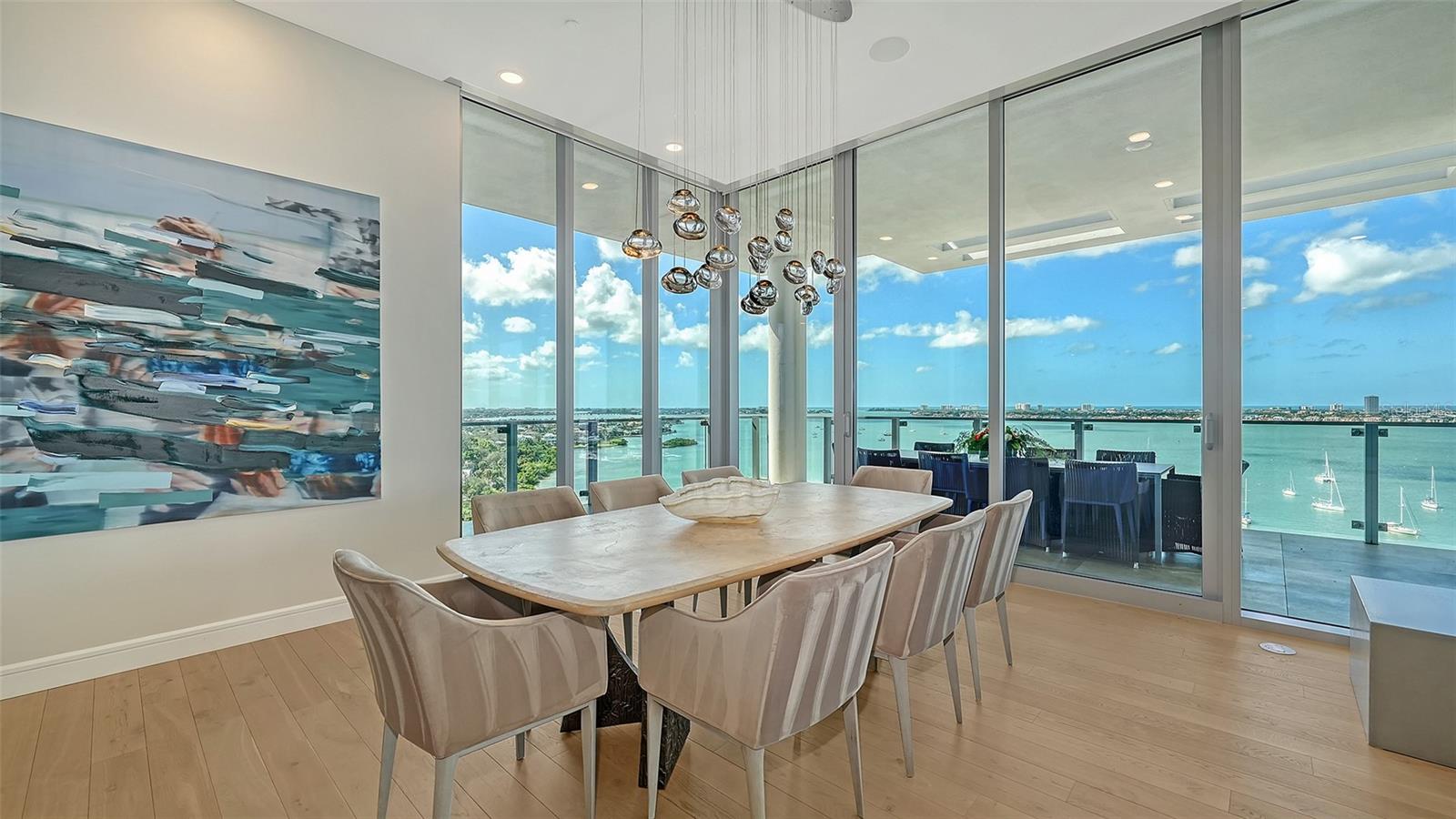 A4665044 Property Photo