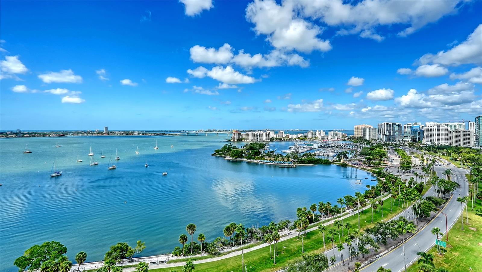 A4665044 Property Photo