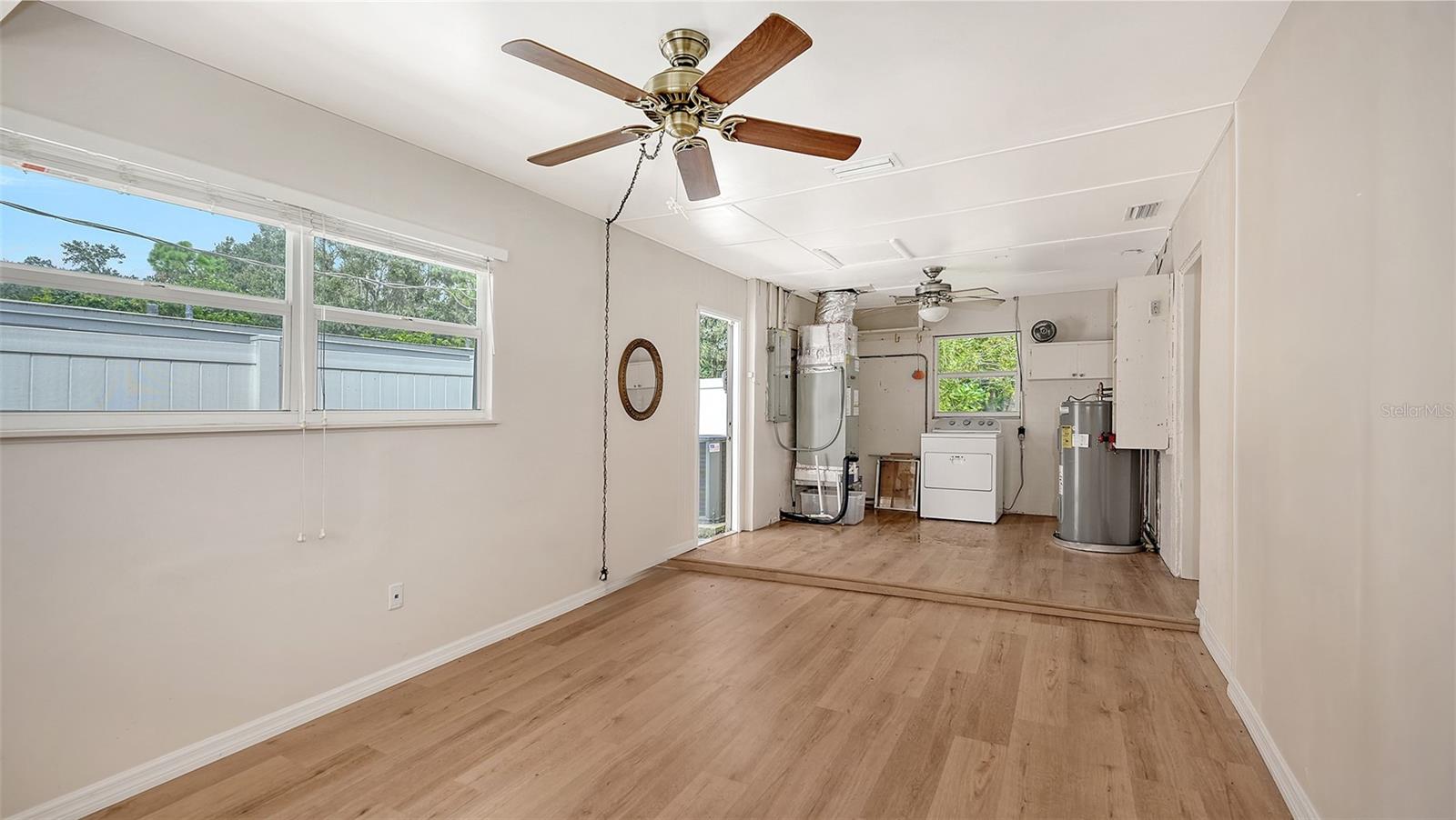 A4665046 Property Photo