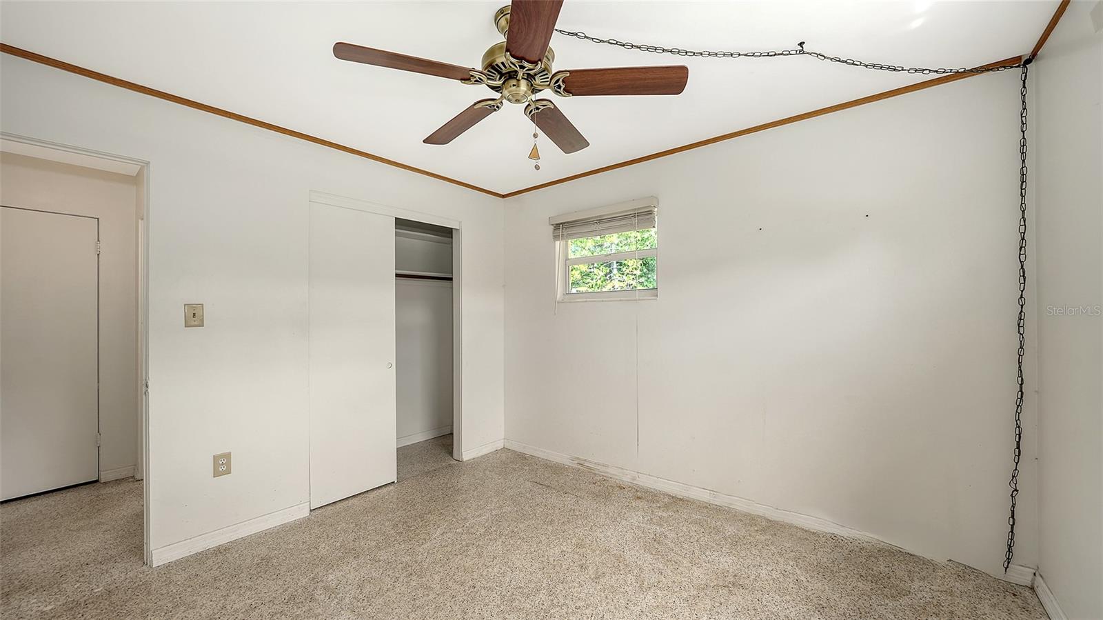 A4665046 Property Photo