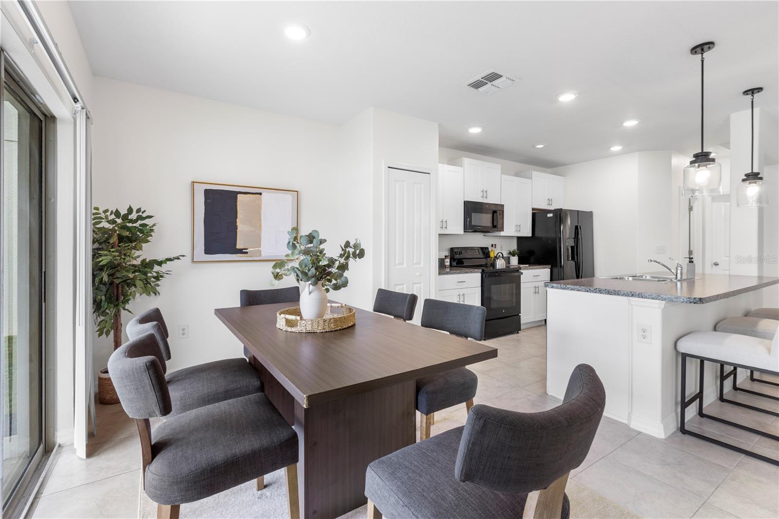 7033 SAMUEL IVY DR, TAMPA, FL, 33619