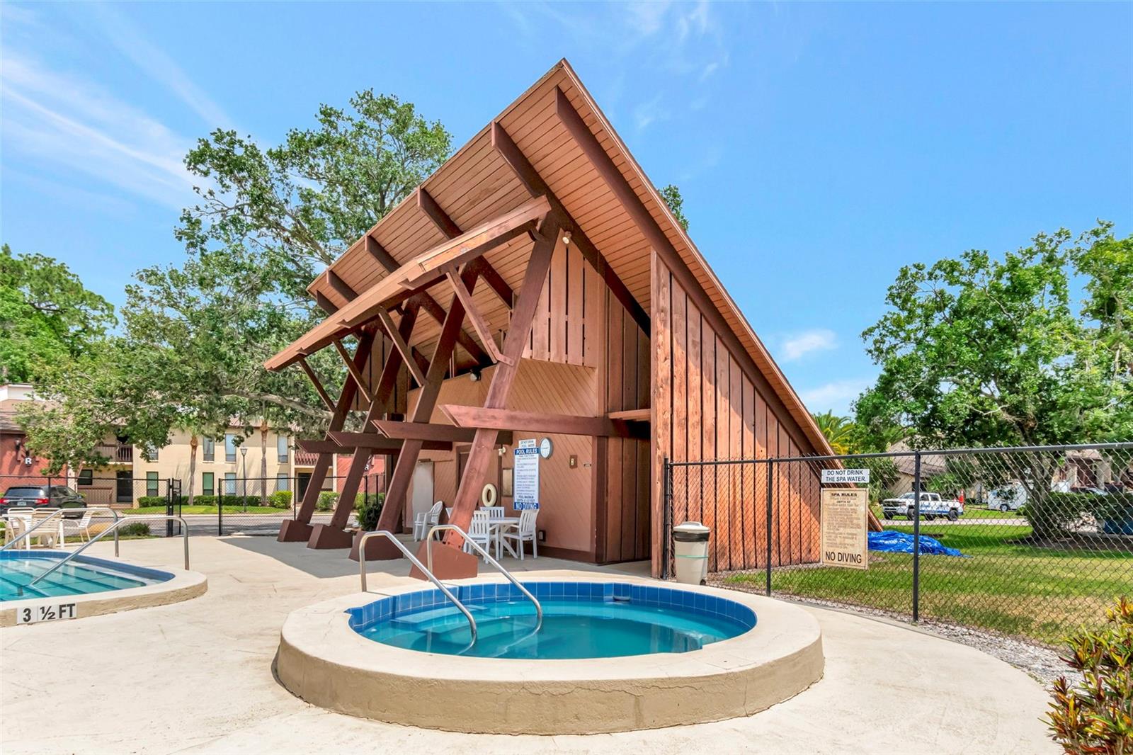 1200 TARPON WOODS BLVD #M8, PALM HARBOR, FL, 34685