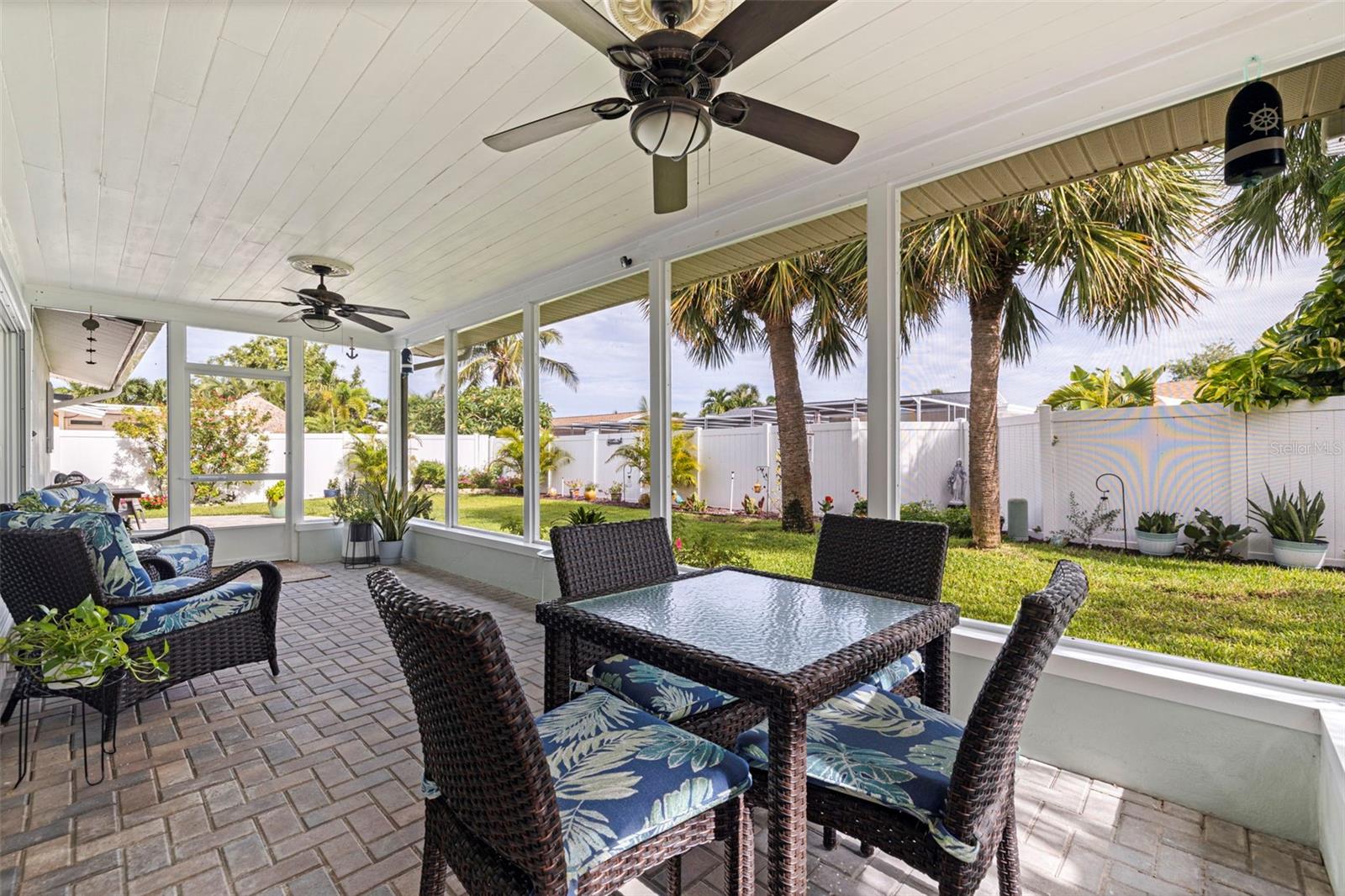 285 3RD ST W, TIERRA VERDE, FL, 33715