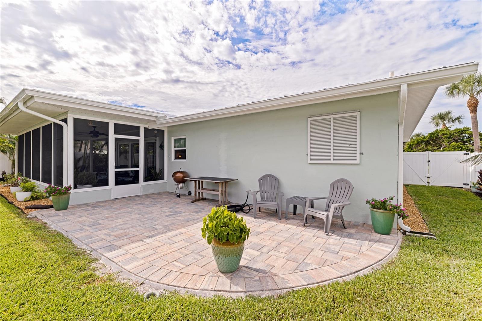 285 3RD ST W, TIERRA VERDE, FL, 33715