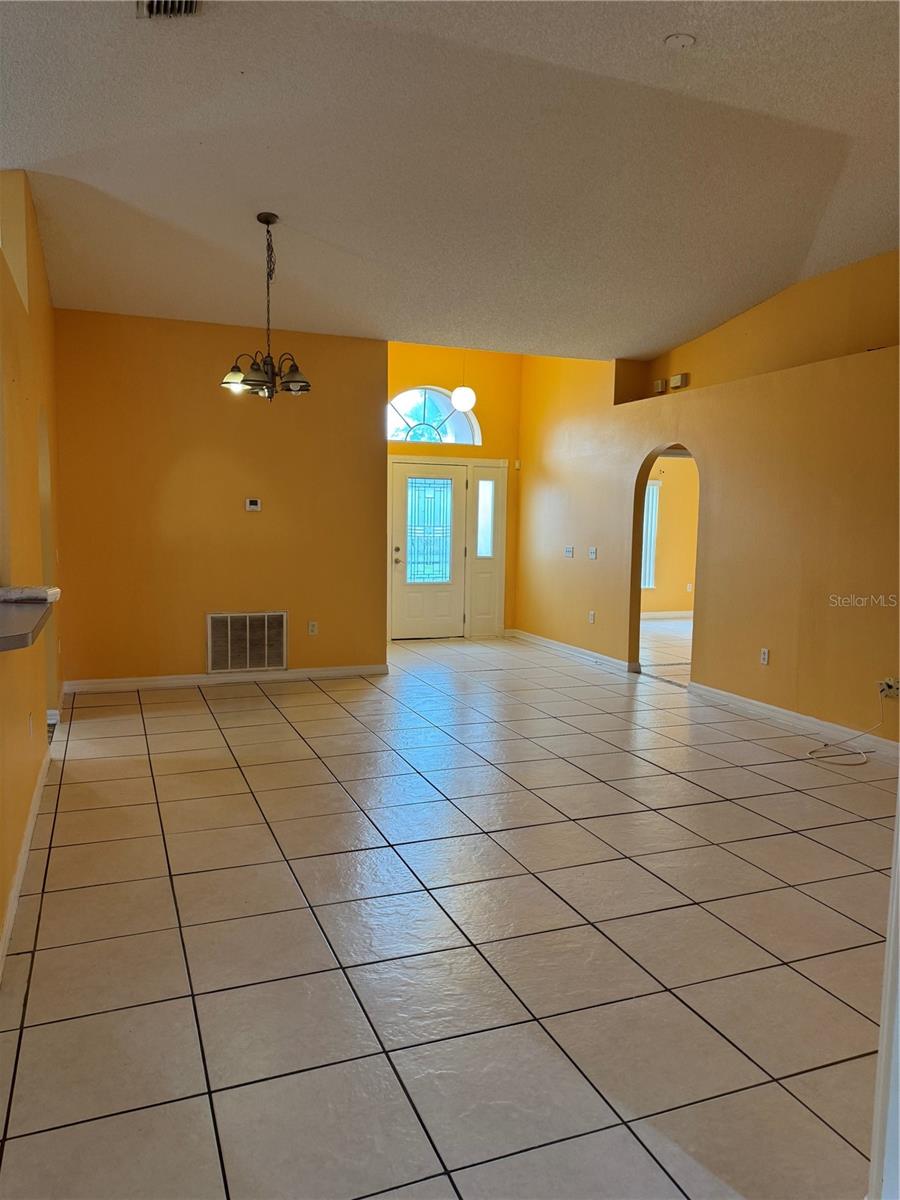 6868 WESTLAKE BLVD, ORLANDO, FL, 32810