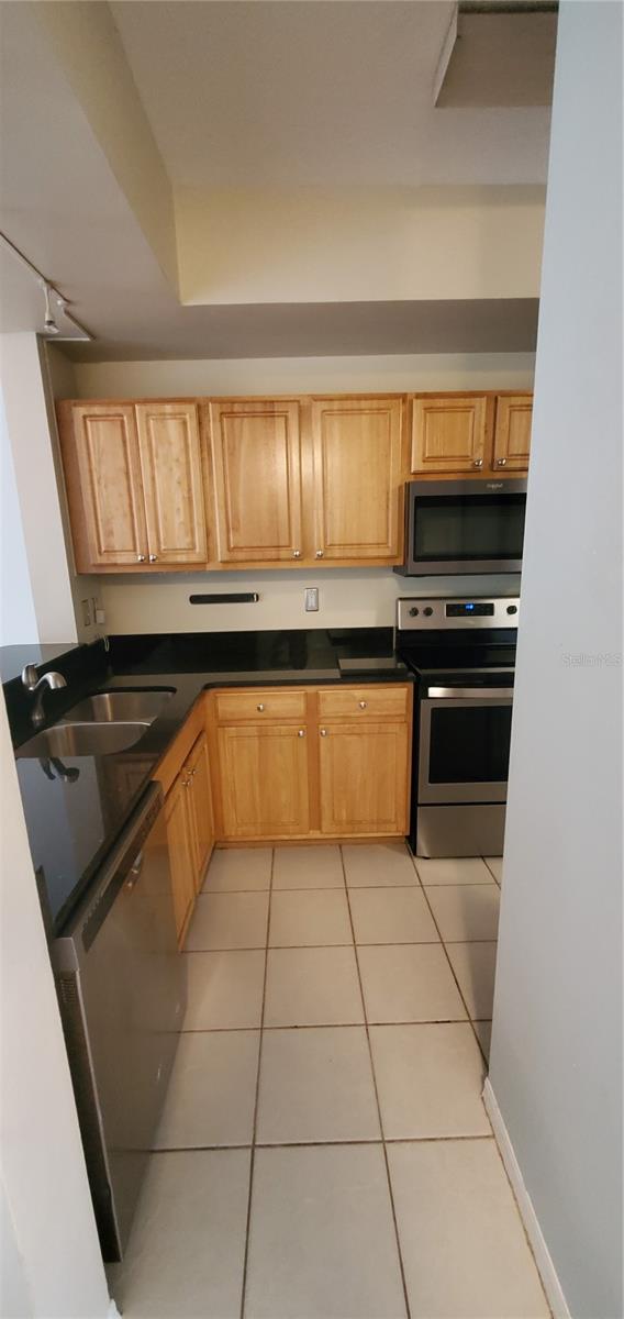 5682 BENTGRASS DR #12-205, SARASOTA, FL, 34235