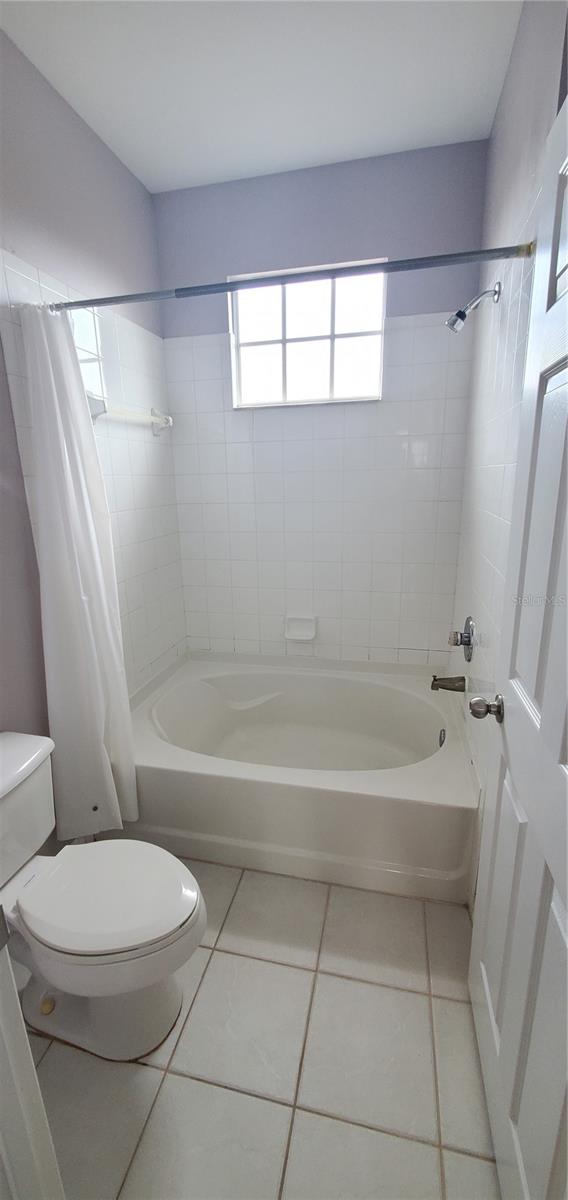 5682 BENTGRASS DR #12-205, SARASOTA, FL, 34235