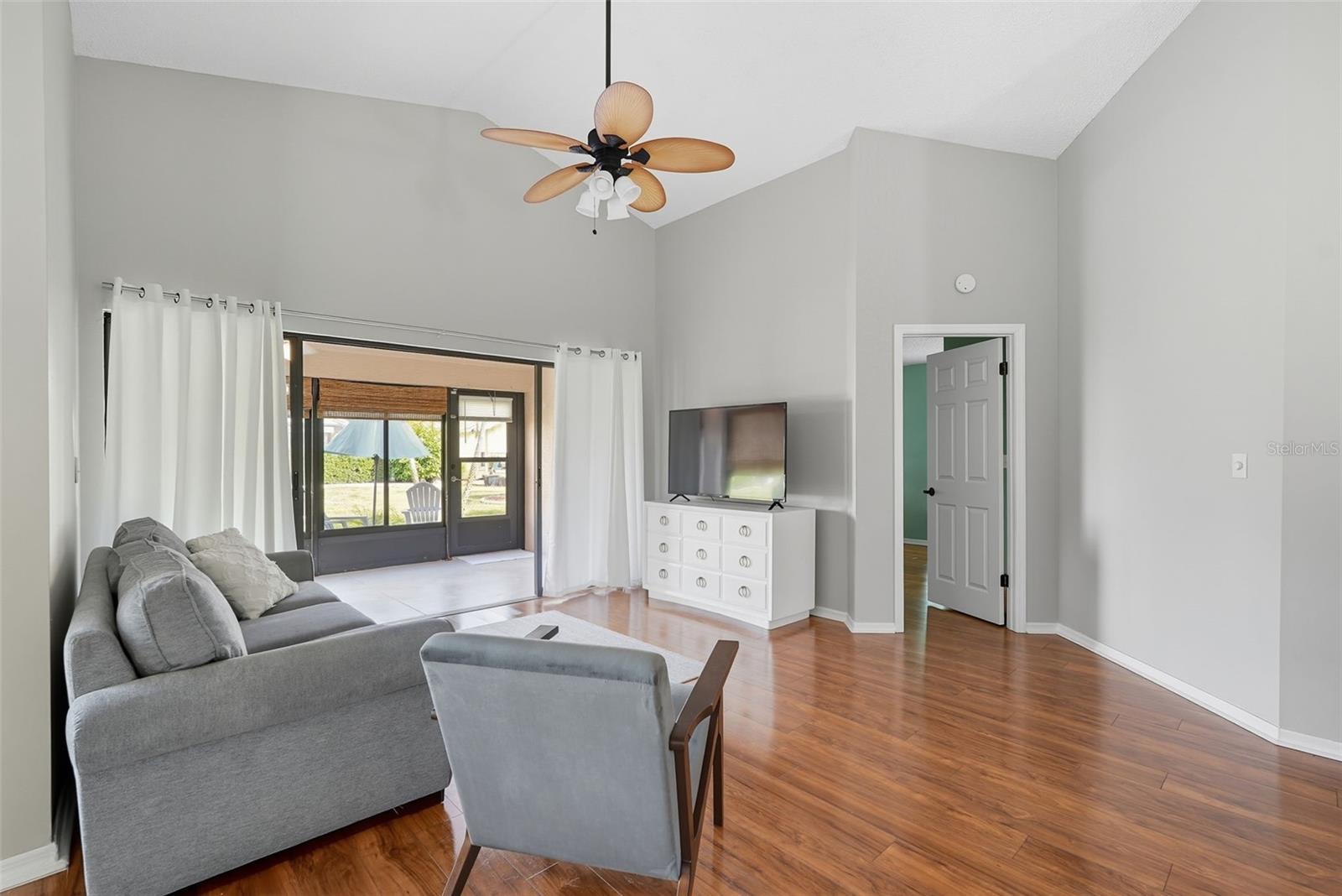 1603 E DEL WEBB BLVD, SUN CITY CENTER, FL, 33573