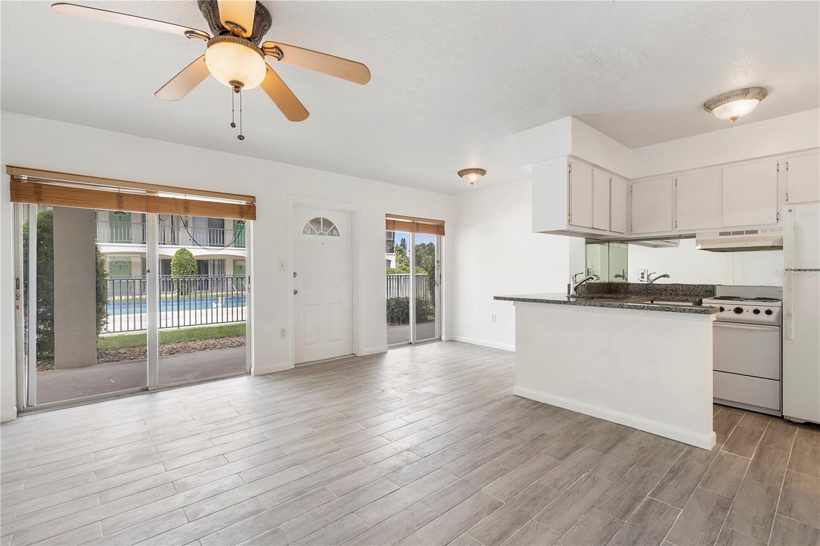 4035 S SCHOOL AVE #C3, SARASOTA, FL, 34231