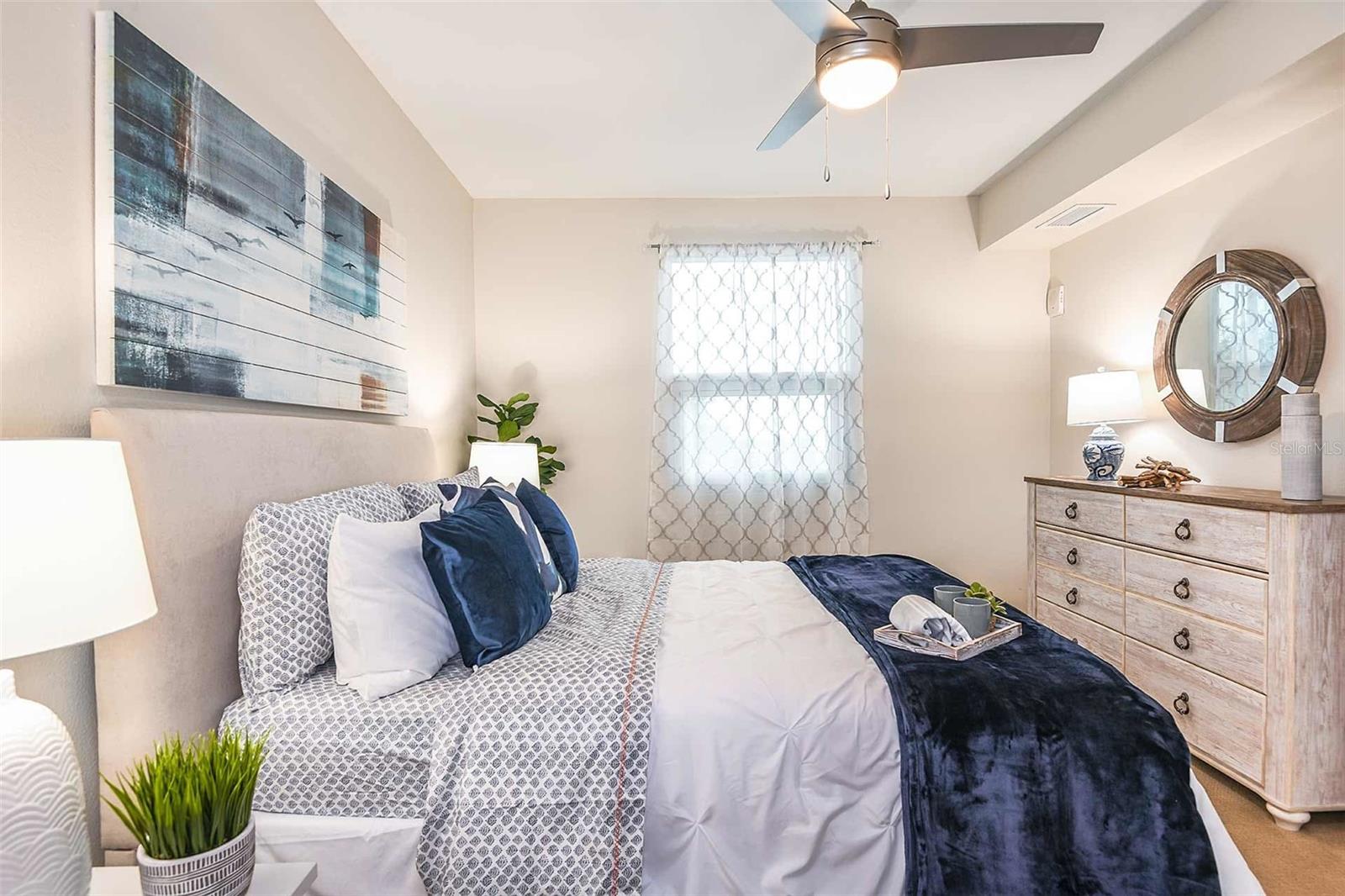 415-1 E PINE ST, ORLANDO, FL, 32801