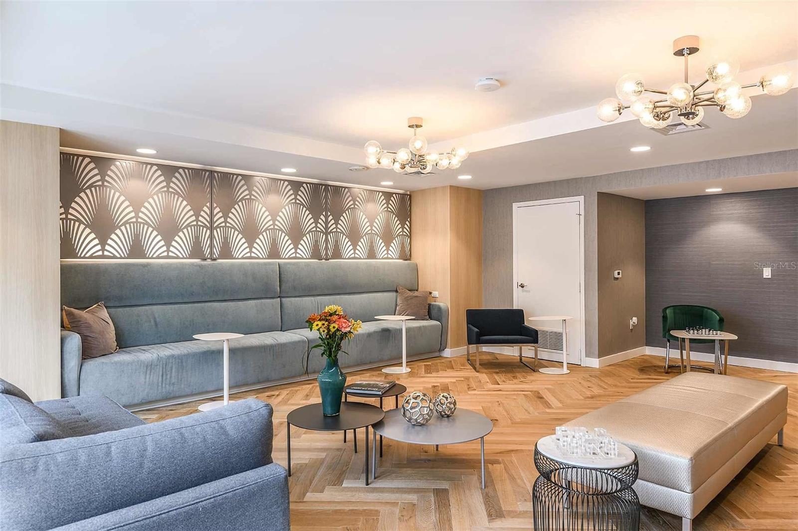 415-1 E PINE ST, ORLANDO, FL, 32801