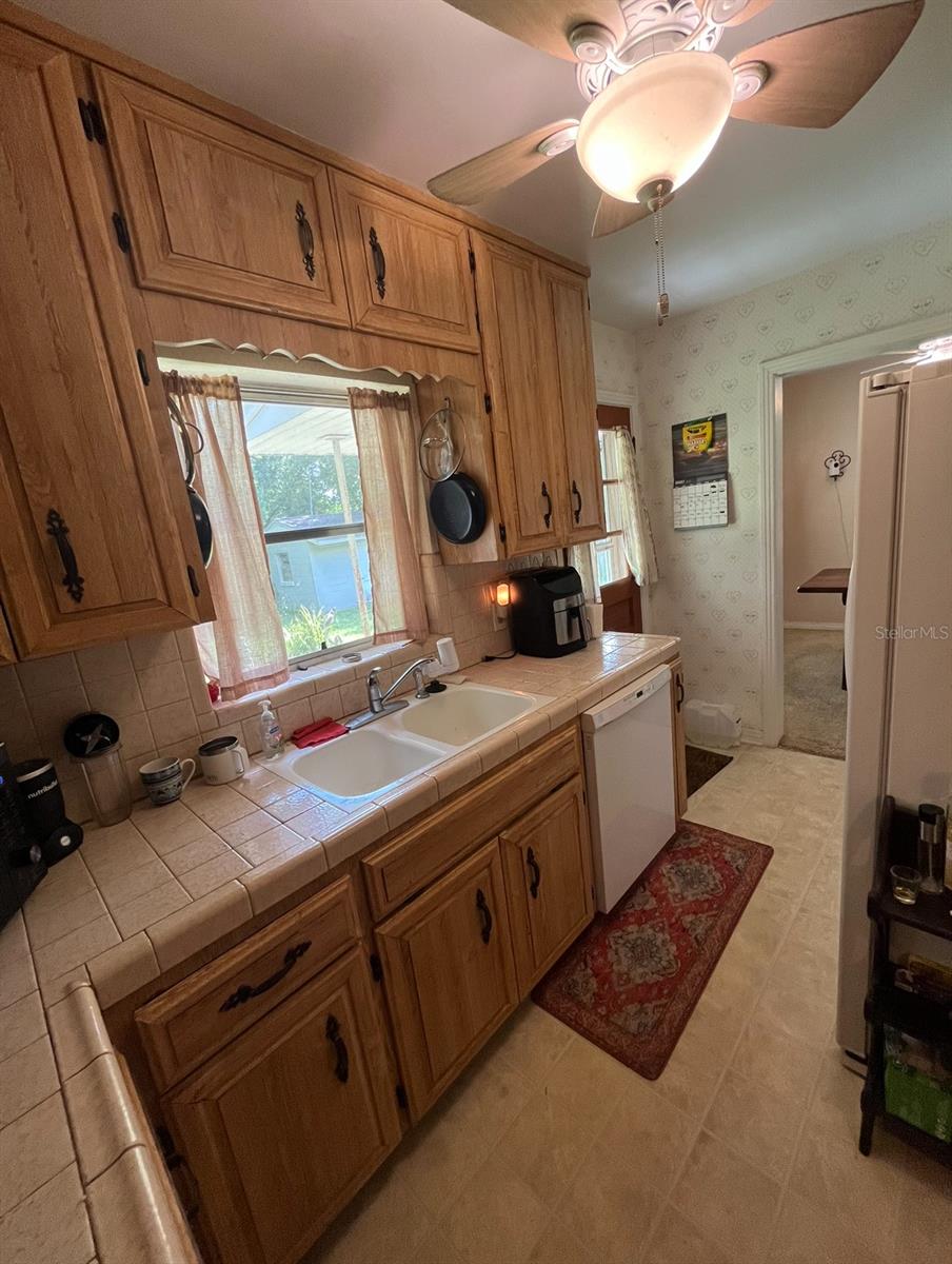 2812 E PINE ST, ORLANDO, FL, 32803