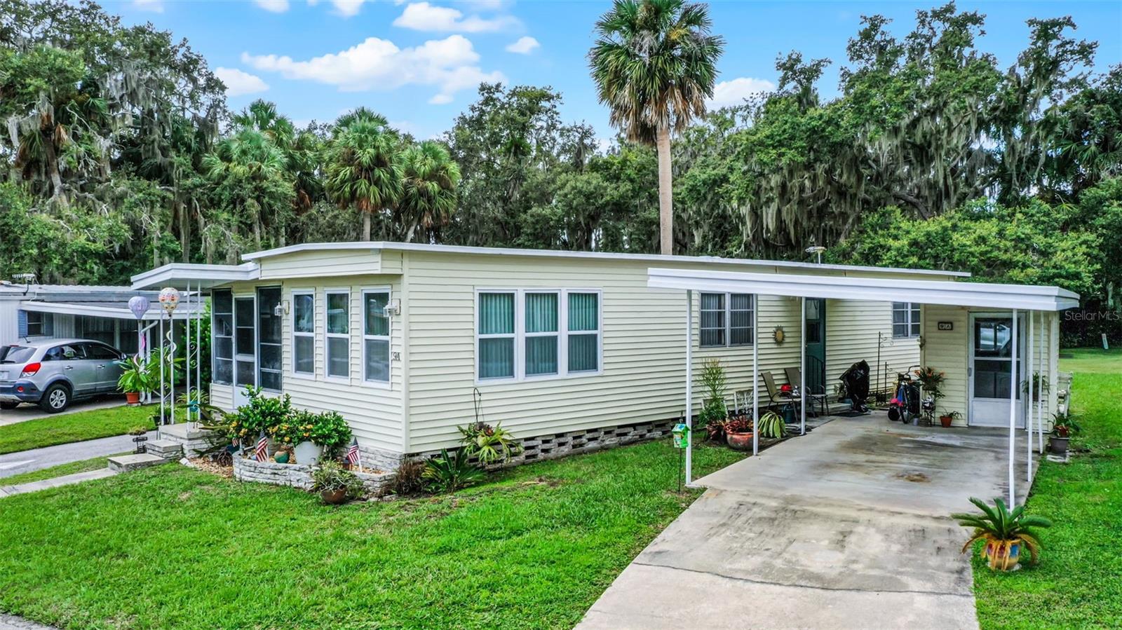 O6344203 Property Photo