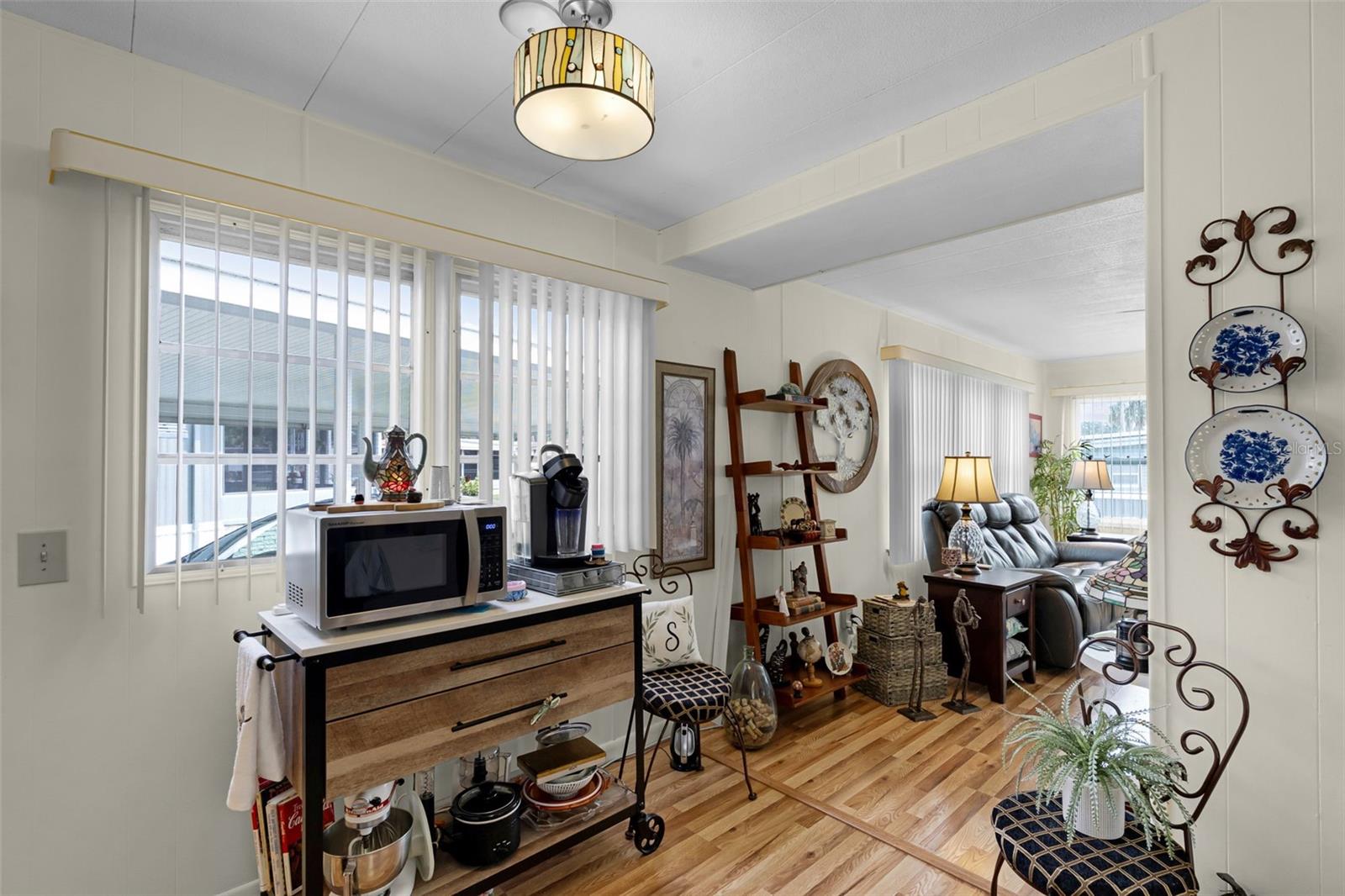 O6344203 Property Photo