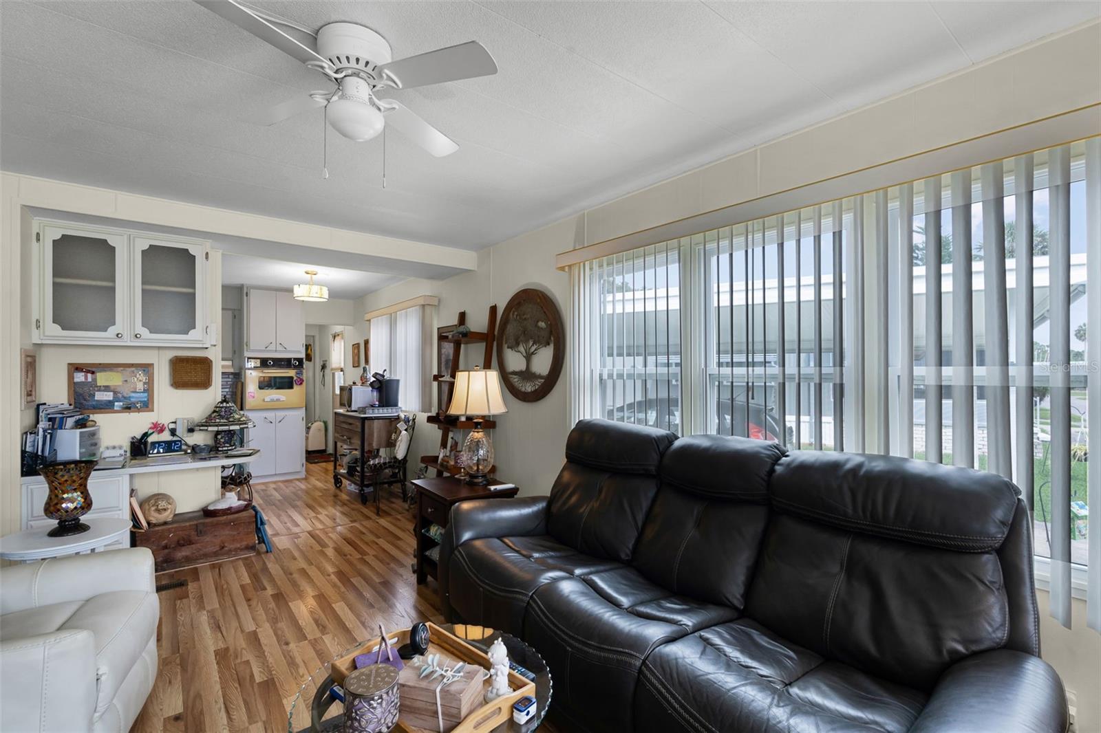 O6344203 Property Photo