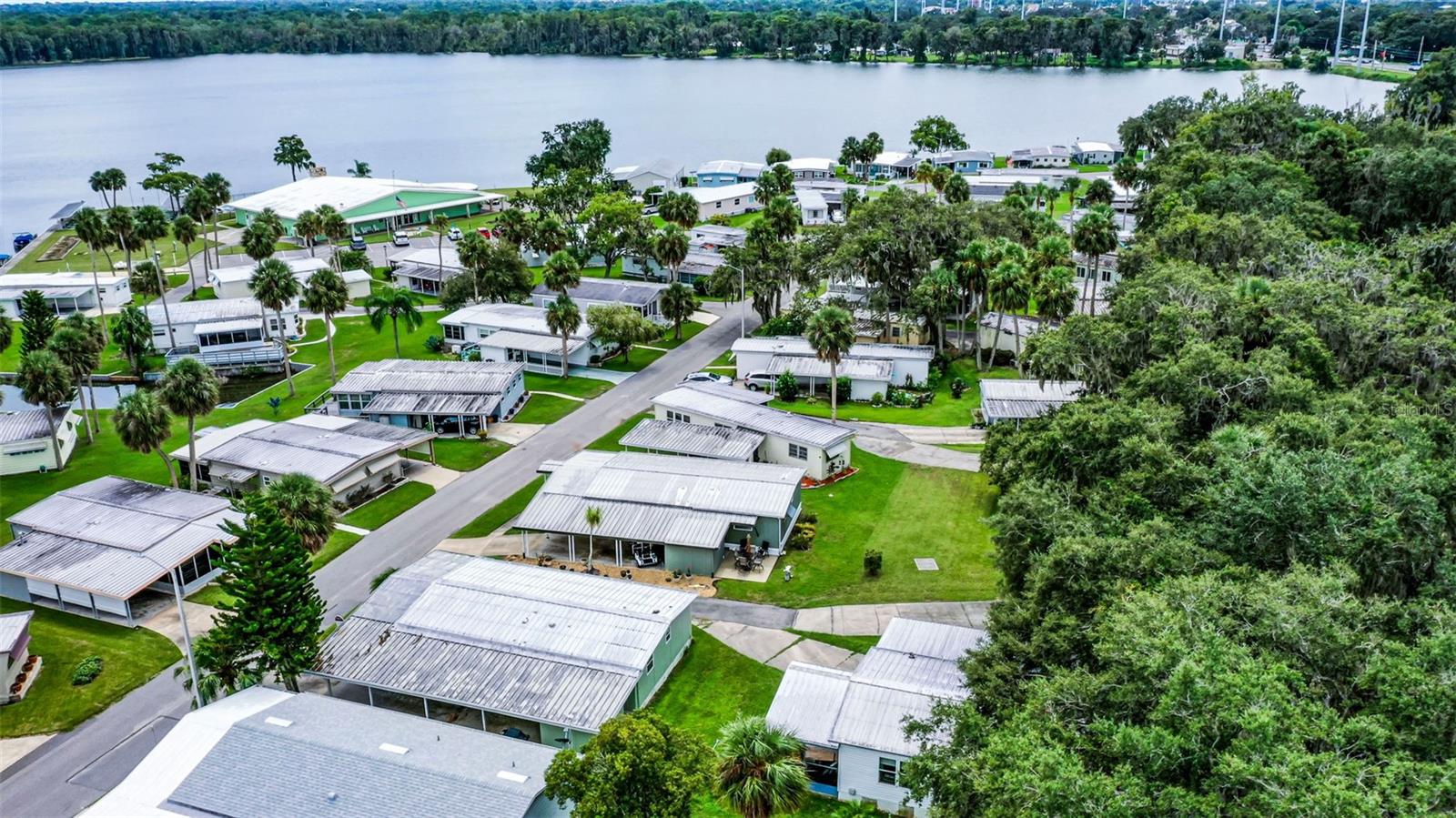 O6344203 Property Photo