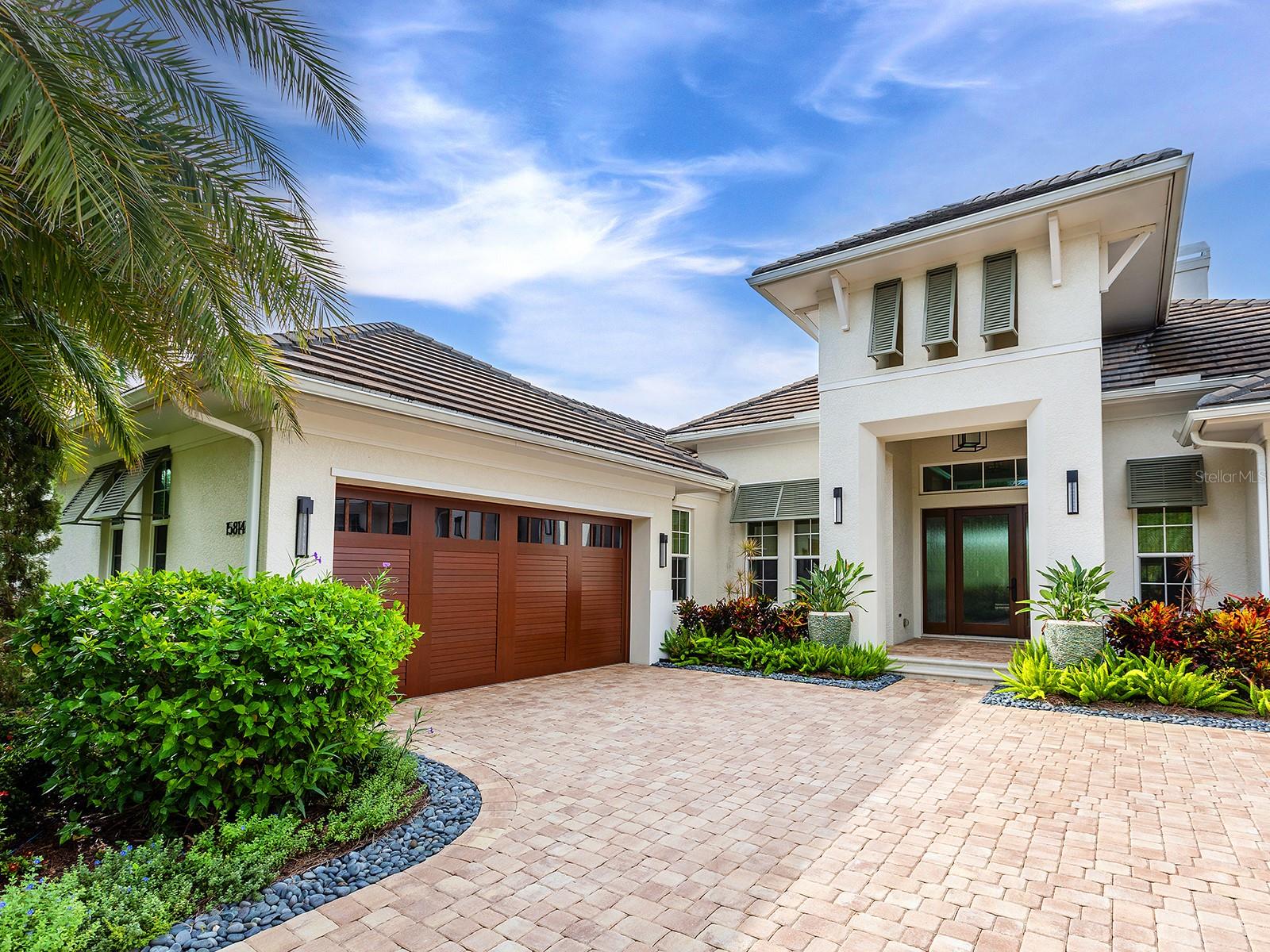 A4665083 Property Photo