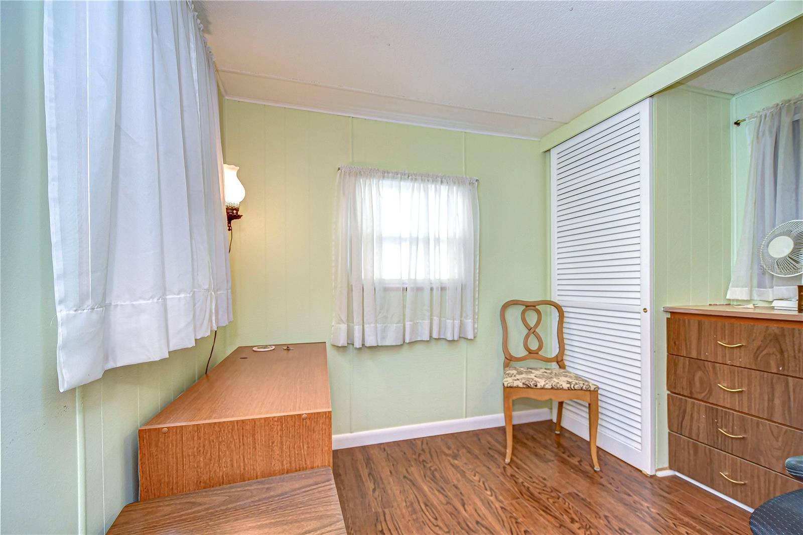 TB8427722 Property Photo