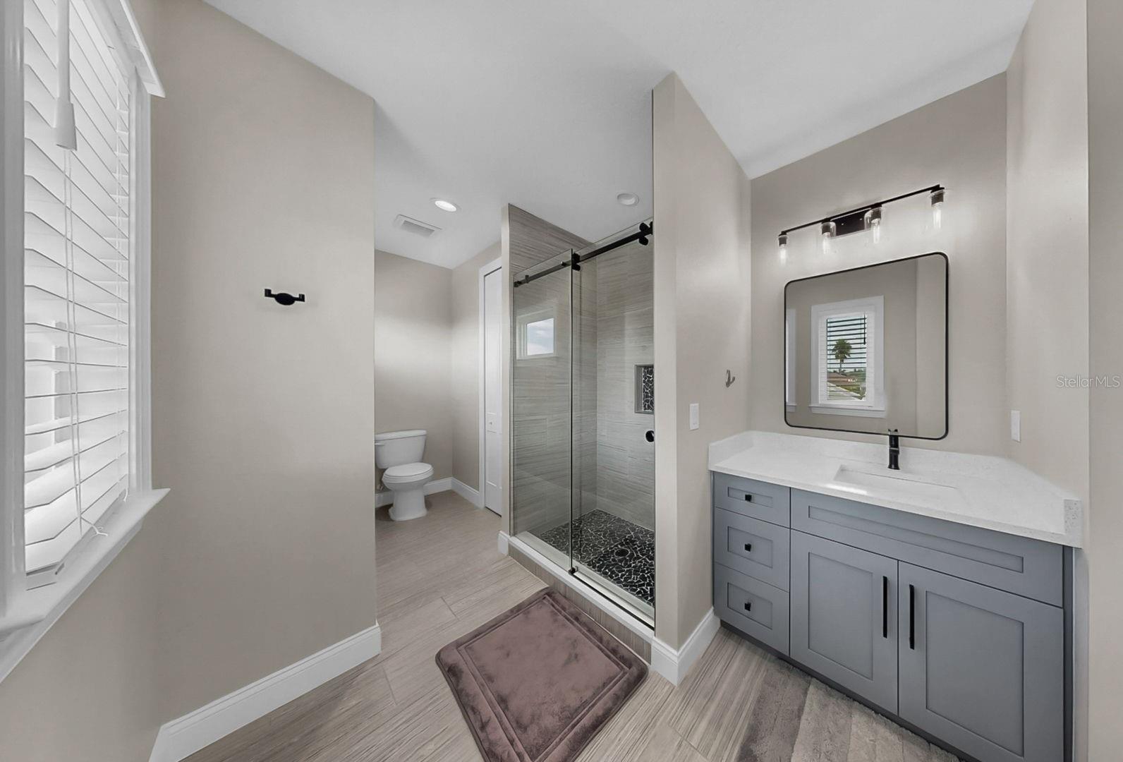 Ensuite bathroom upstairs