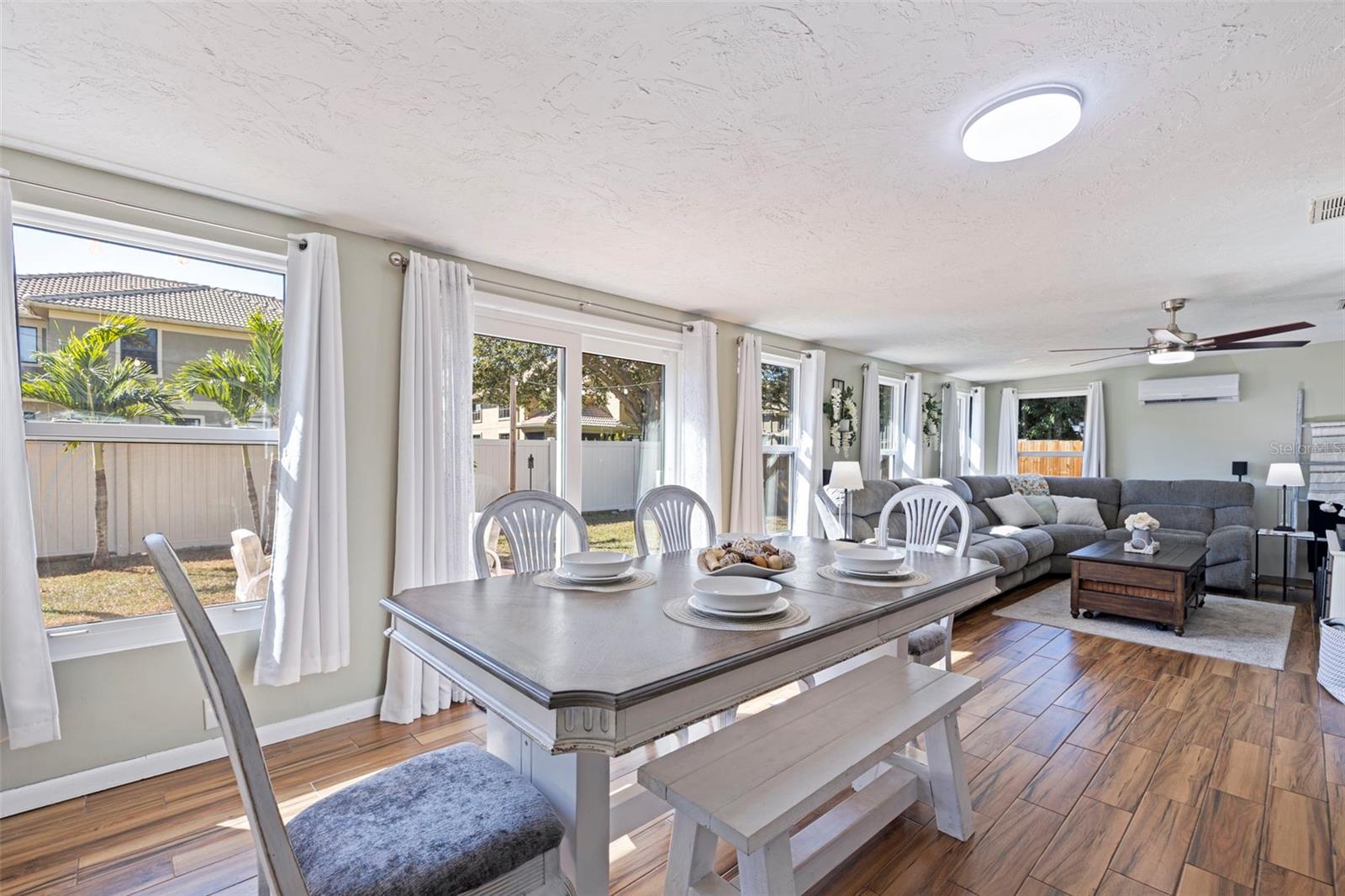 8210 FLAME VINE AVE, SEMINOLE, FL, 33777